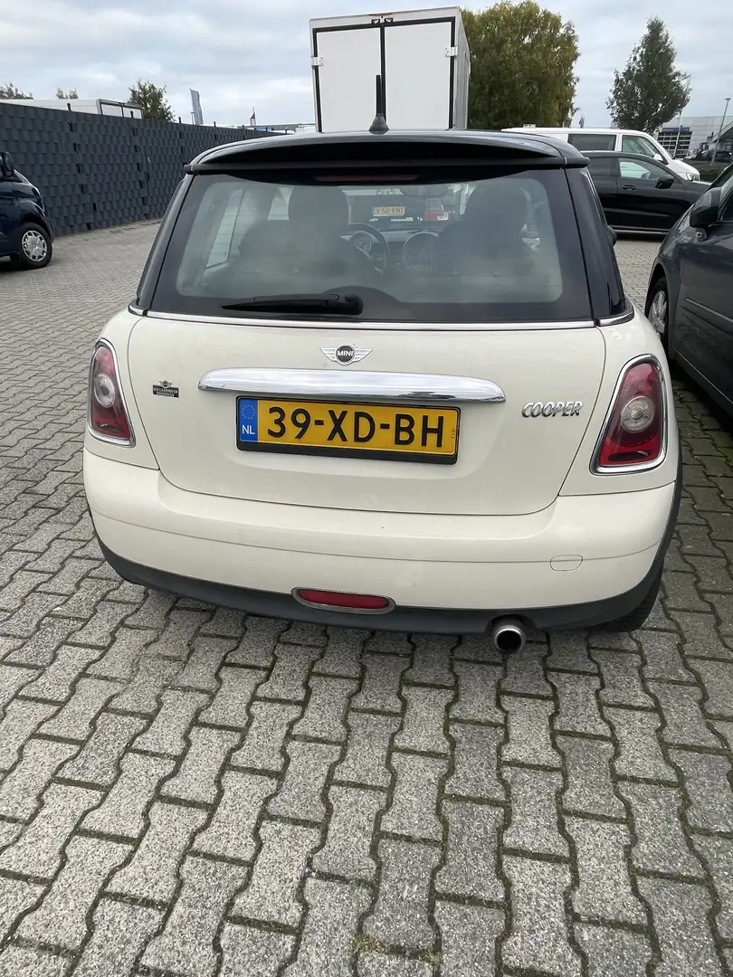 MINI Cooper 1.6 Chili Wit - 2