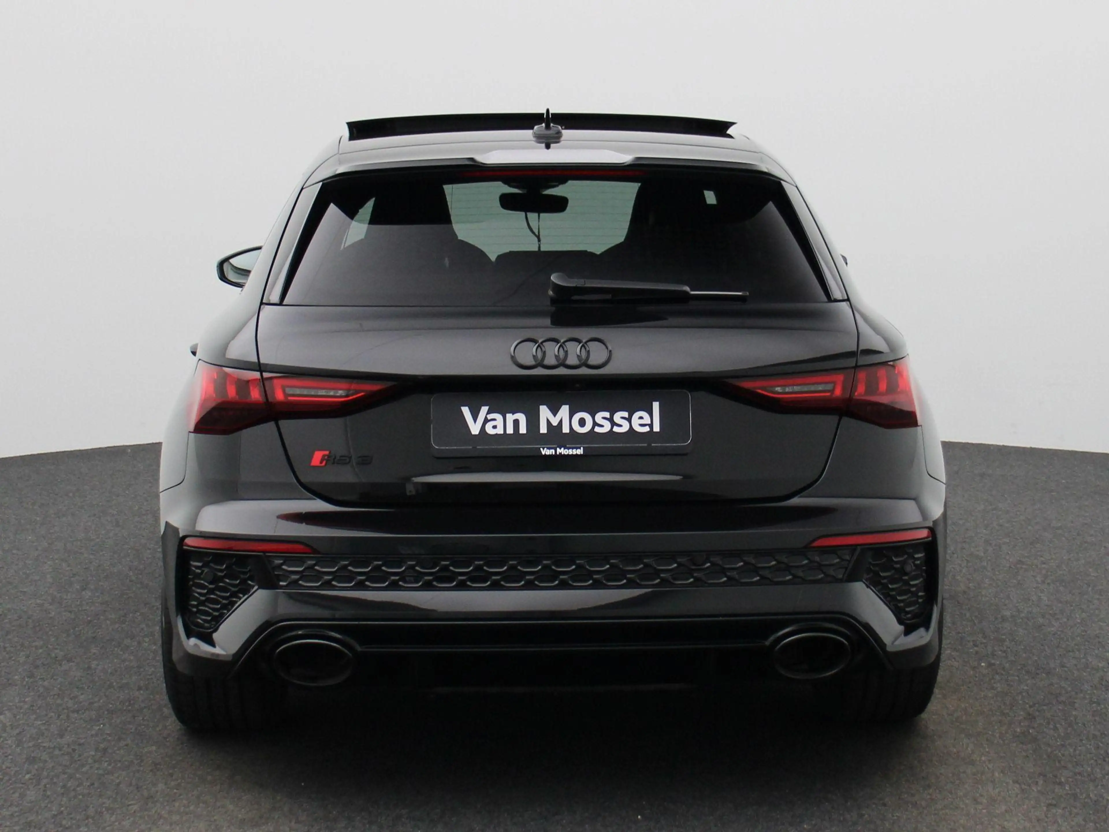 Audi RS3 Sportback 2.5 TFSI RS3 S tronic quattro — photo 6