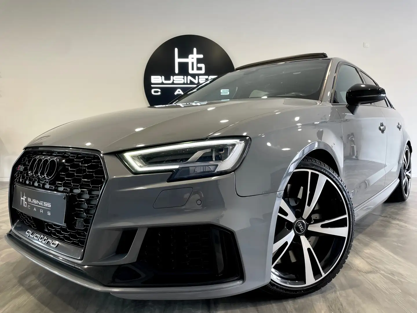 Audi RS3 2.5 TFSI/ MILLTEK/ UTILITAIRE/ TOIT OUVRANT/ B&O Gris - 1