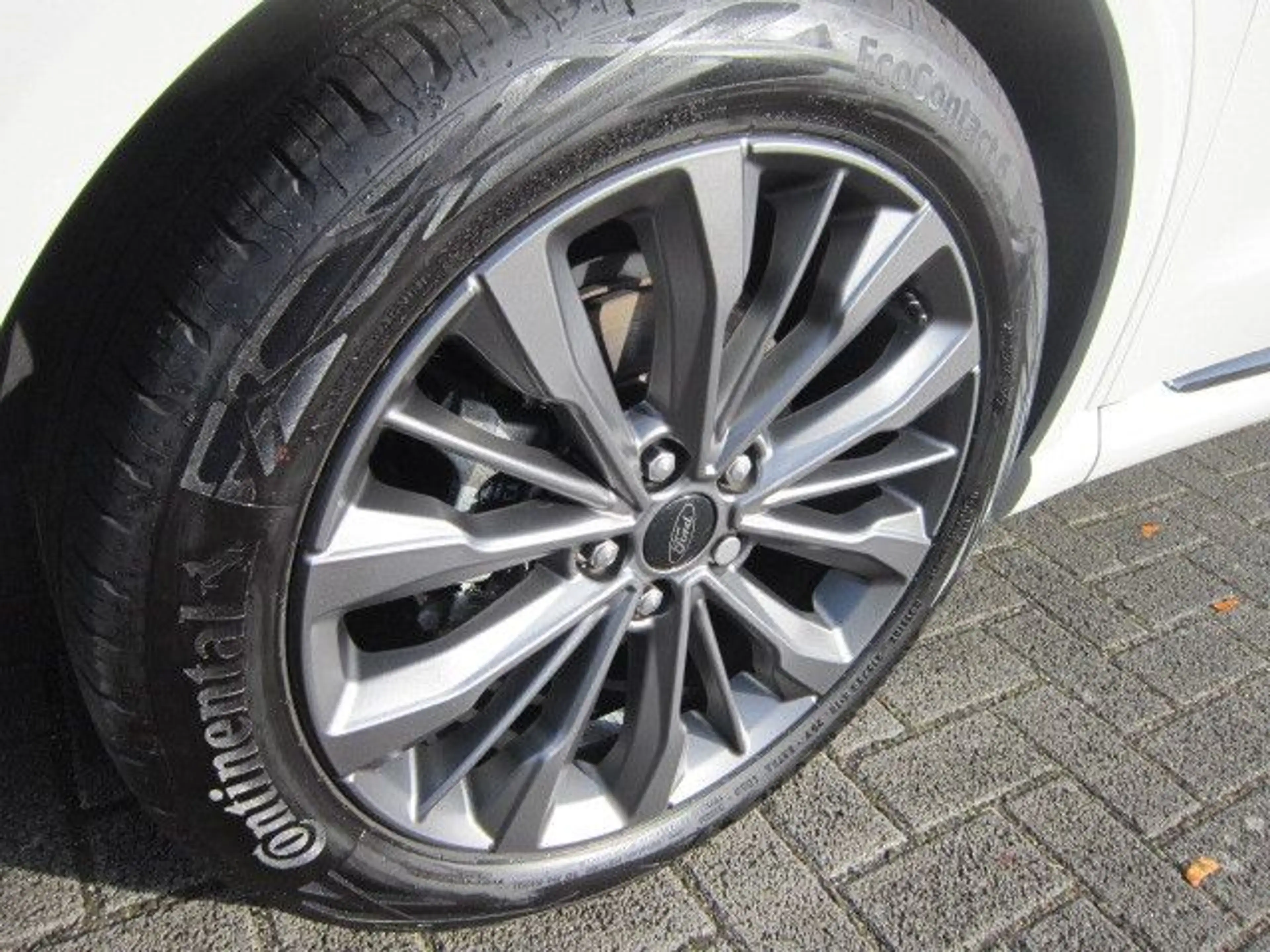 Ford Puma Sound Edition, 1.Hand FGS 5 Jahre 100000 KM — photo 4