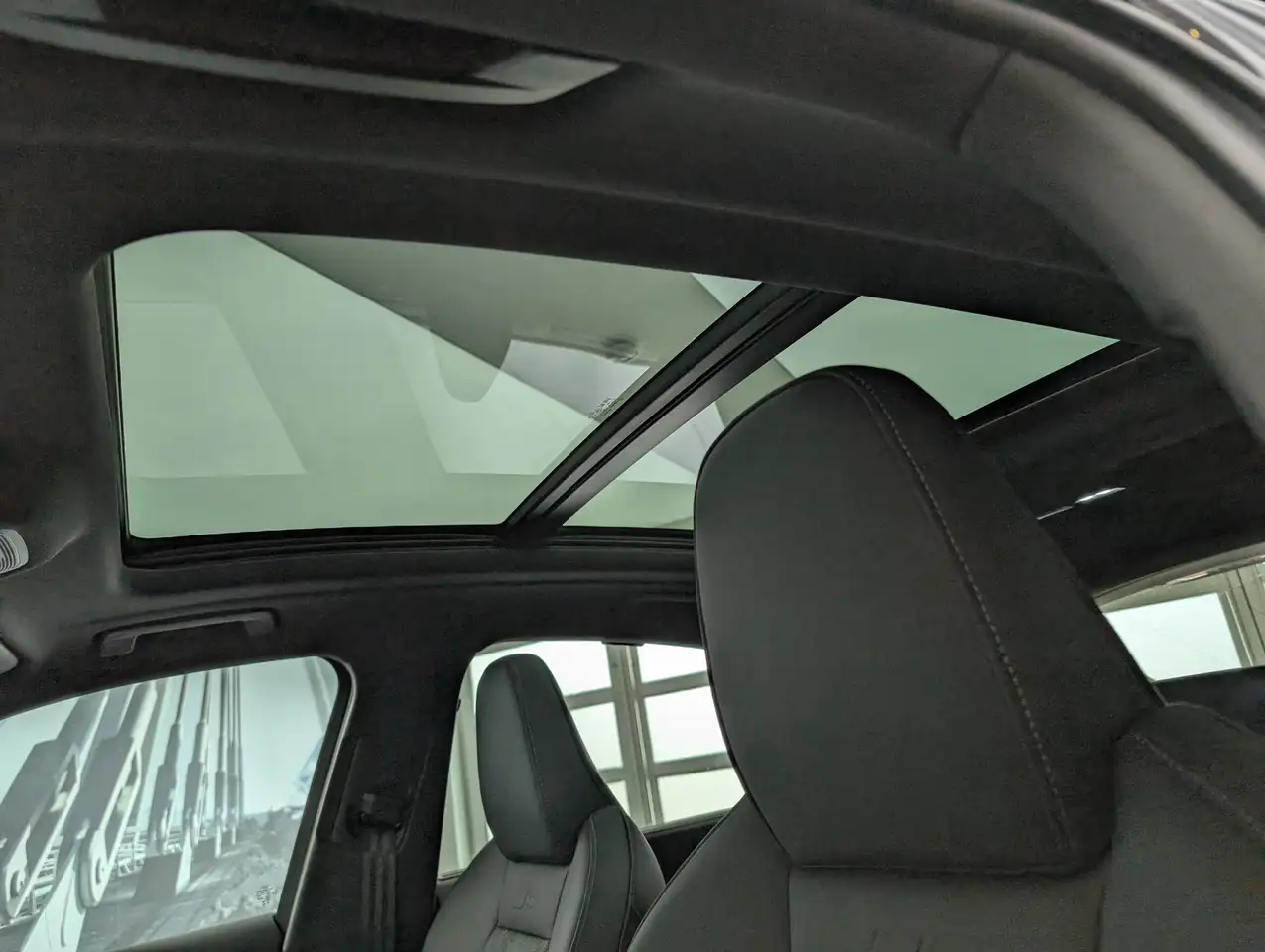 Audi SQ5 снимка Audi SQ5