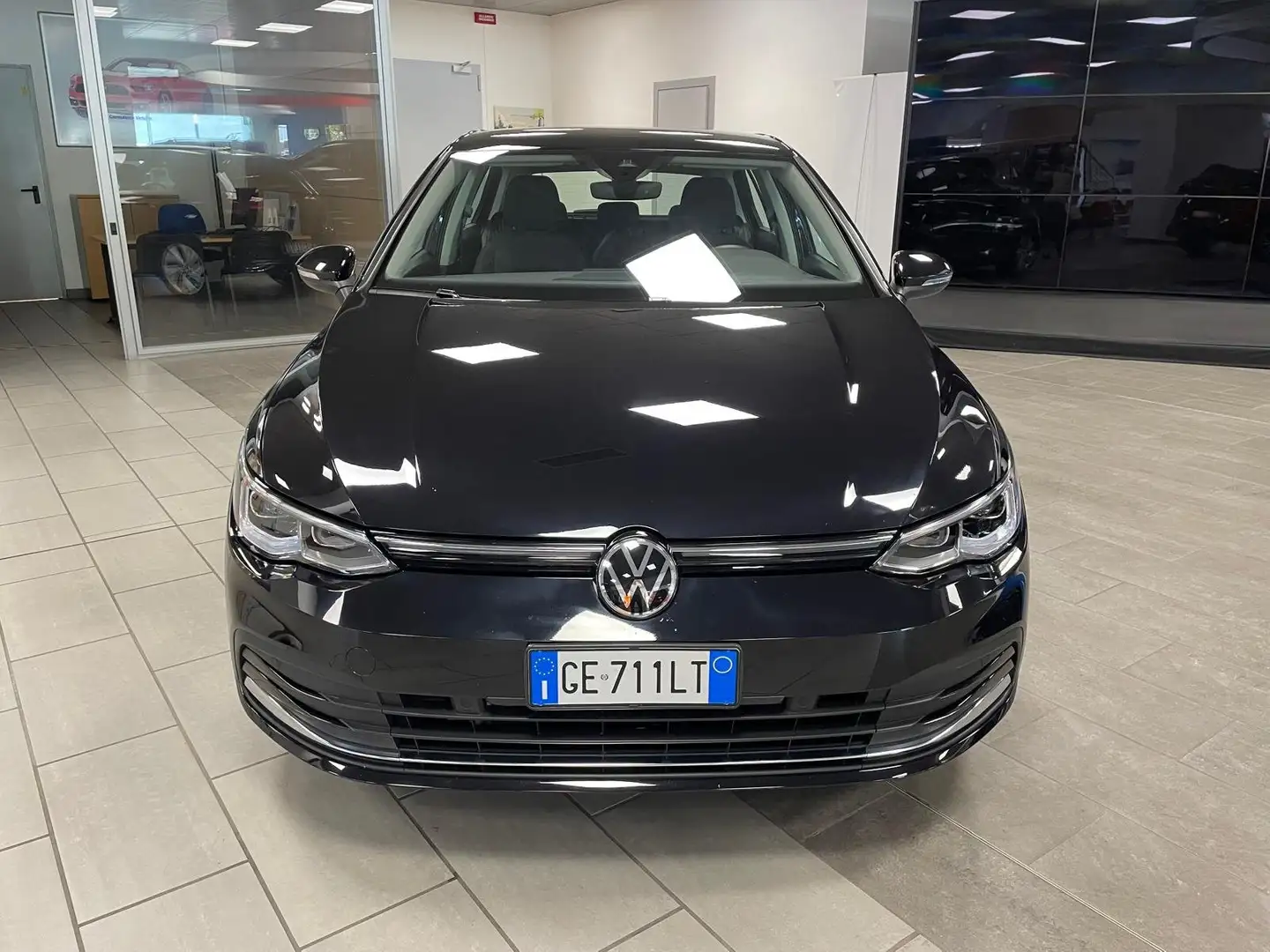 Volkswagen Golf 1.5 Benzina/Hybrid  130cv. dsg  Style , Km 34.000 Nero - 2