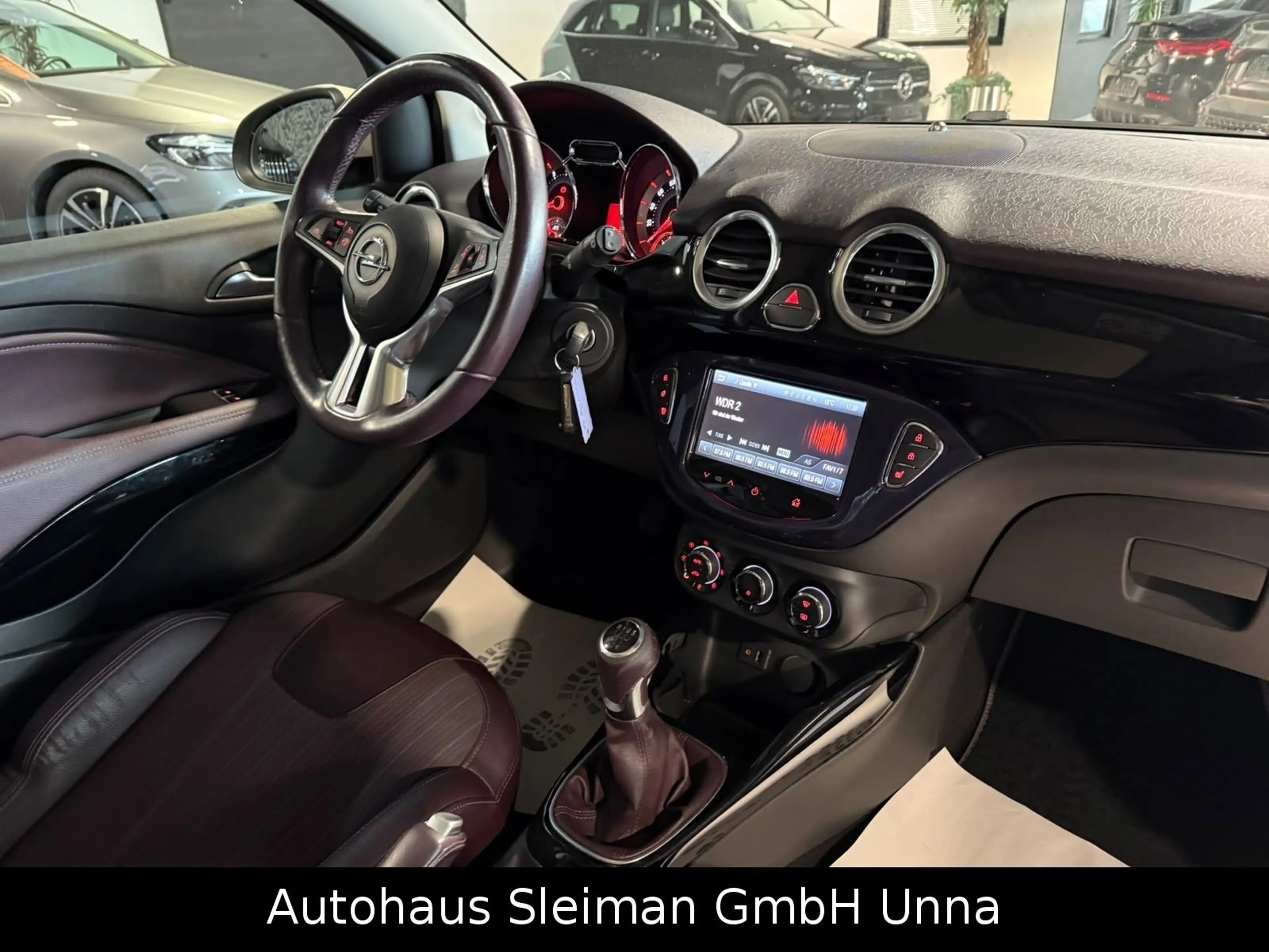 Opel Adam Glam 1,2 Klima/Panoramadach/Alu/Top — photo 15