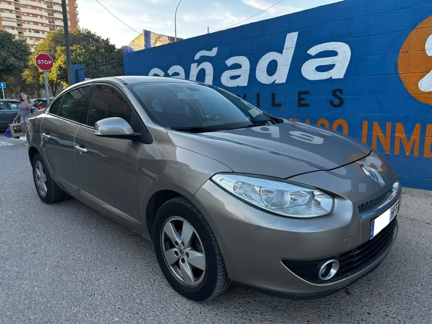 Renault Fluence 1.5dCi Dynamique 110 eco2 Gris - 1