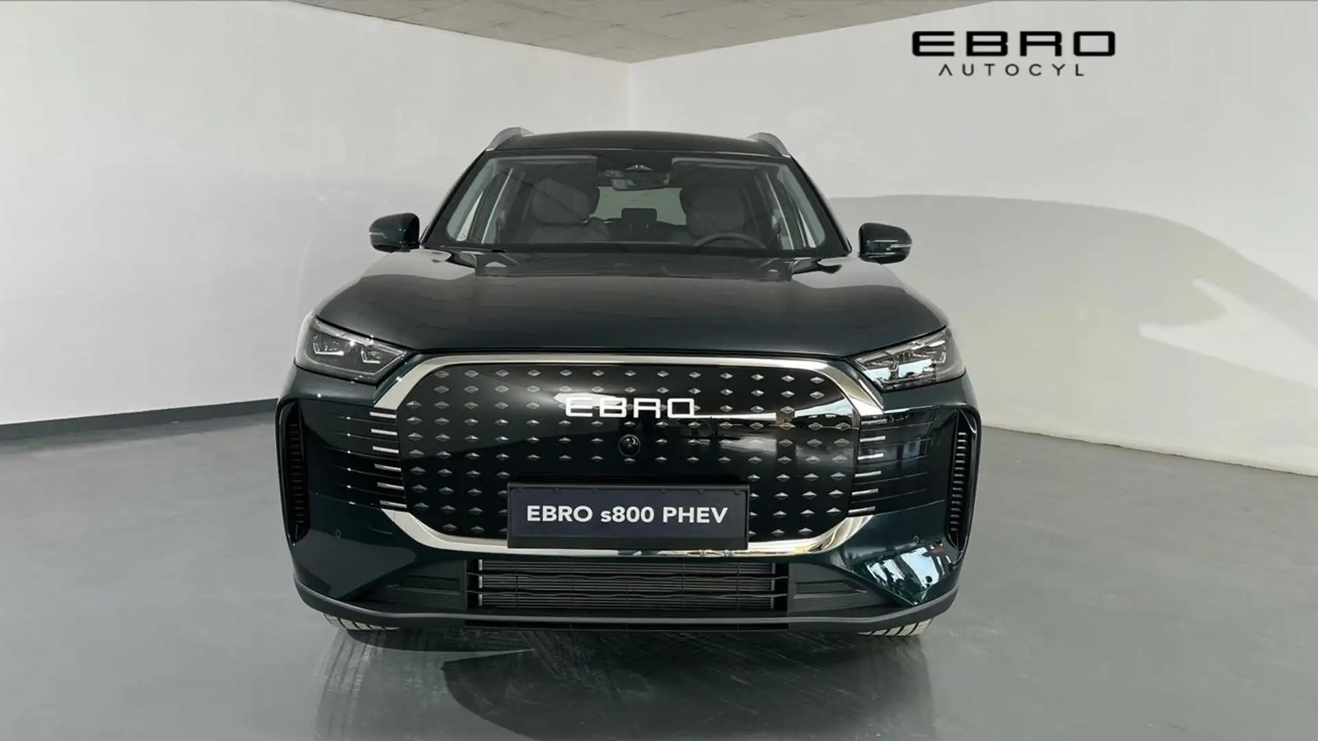 Ebro s800 1.5 TGDI PHEV Premium E-CVT Grün - 2