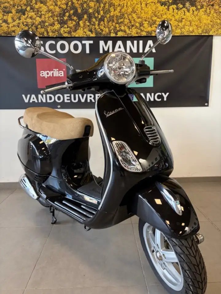 Vespa LX 125