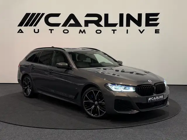 BMW 530 5-serie Touring 530d xDrive High Executive M-SPORT