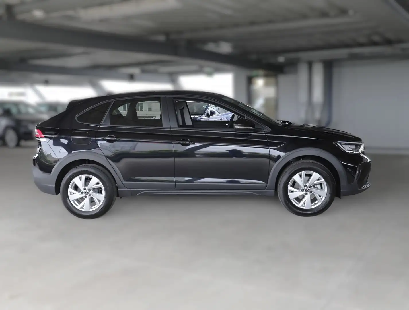 Volkswagen Taigo 4Me TSI Schwarz - 2