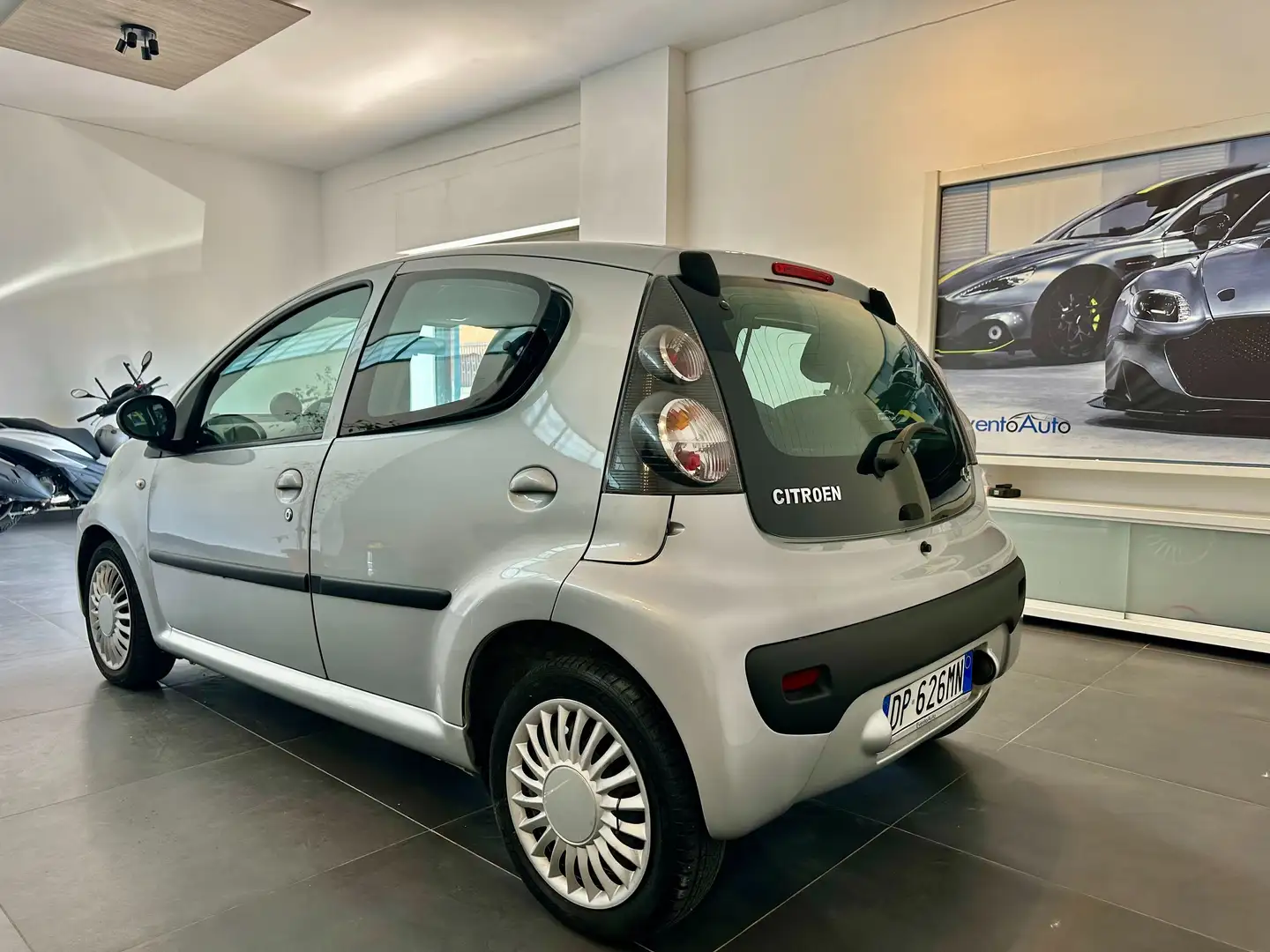 Citroen C1 C1 5p 1.0 AmiC1 cmp5 (s-drive) Plateado - 2