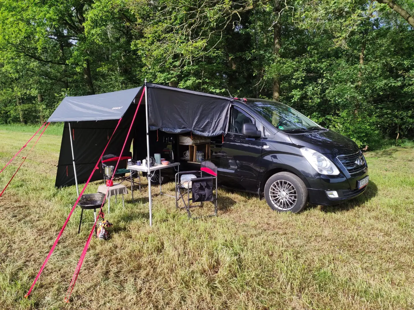 Hyundai H-1 H 1 Cargo Starex - 2