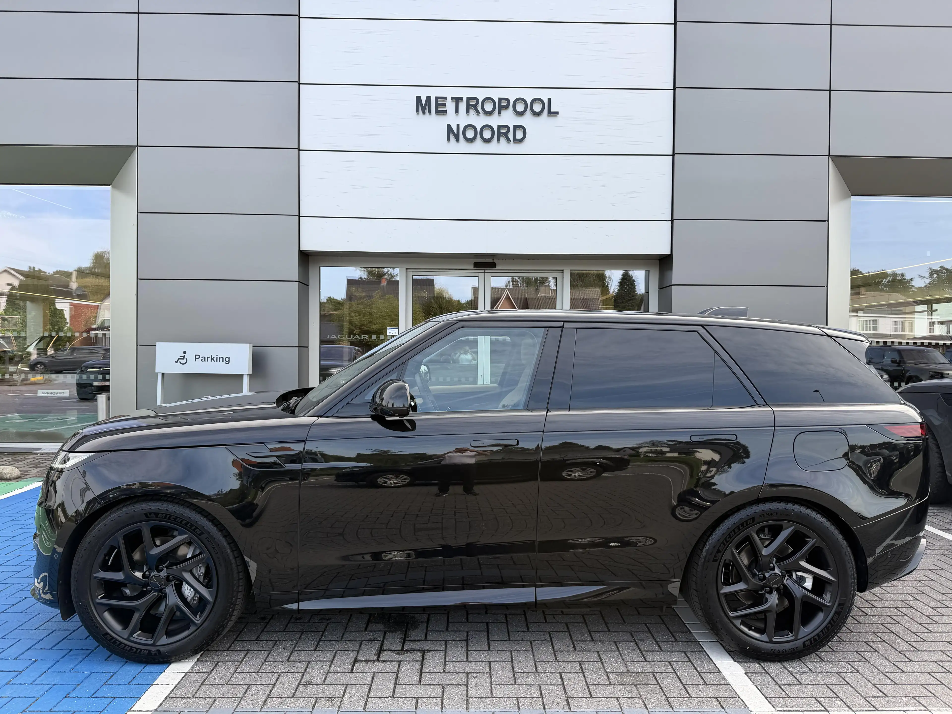 Land Rover Range Rover Sport P460e Dynamic SE — photo 3