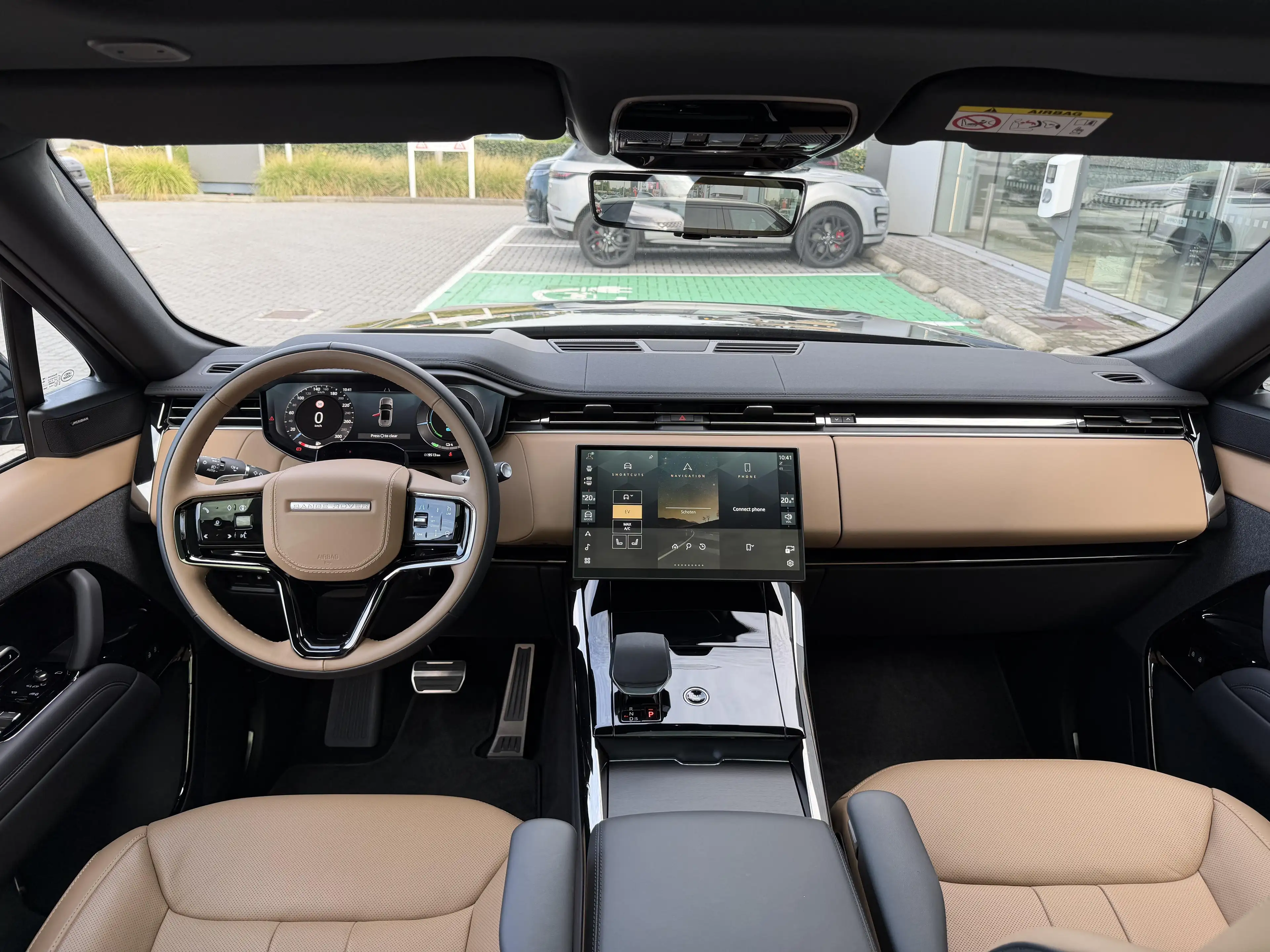 Land Rover Range Rover Sport P460e Dynamic SE — photo 8
