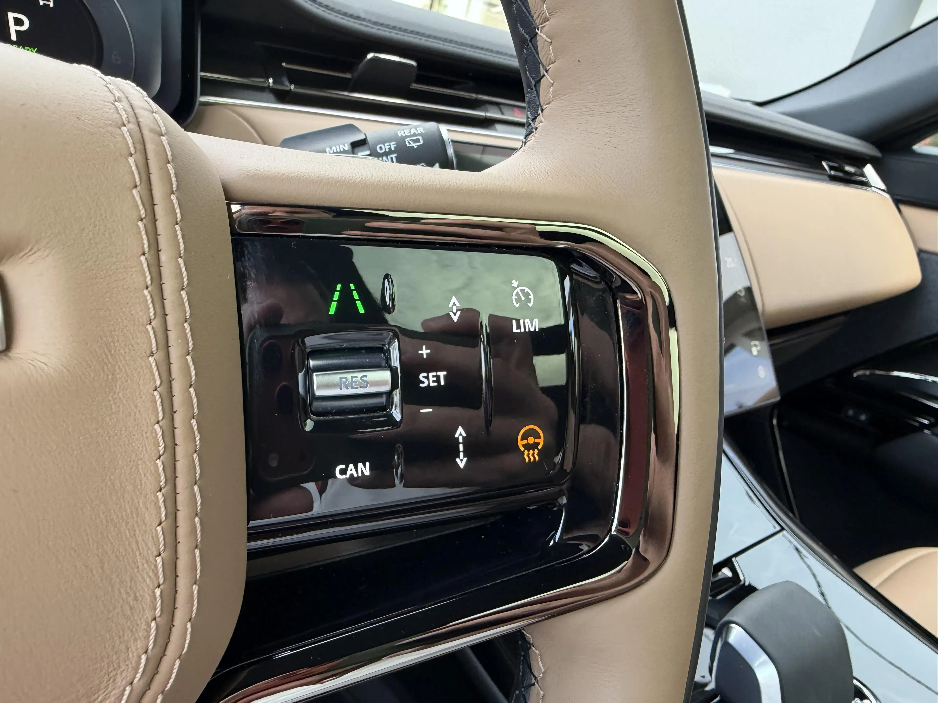 Land Rover Range Rover Sport P460e Dynamic SE — photo 14