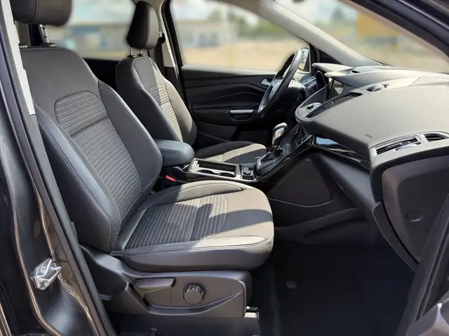 Ford Kuga view 10