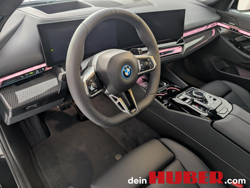 BMW 530 e xDrive — photo 11