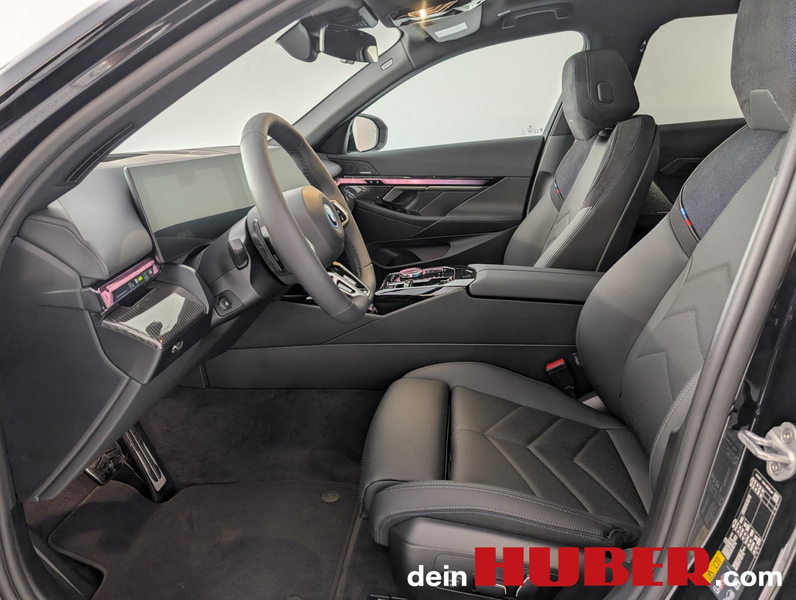 BMW 530 e xDrive — photo 10