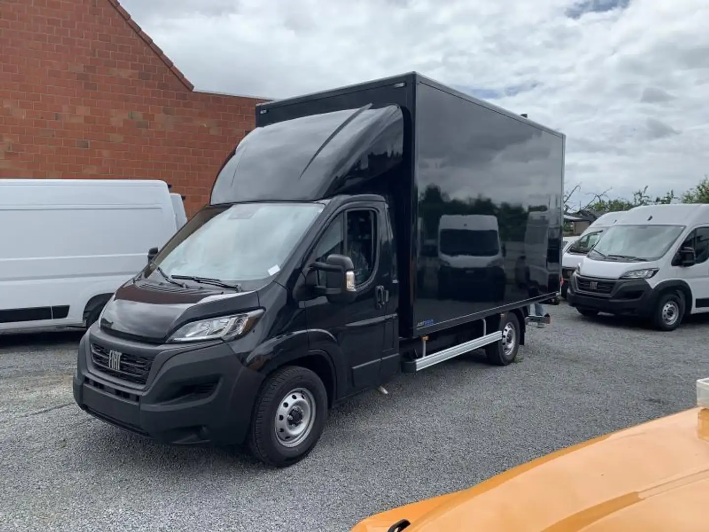 Fiat Ducato Chassis/meubelkast Noir - 1