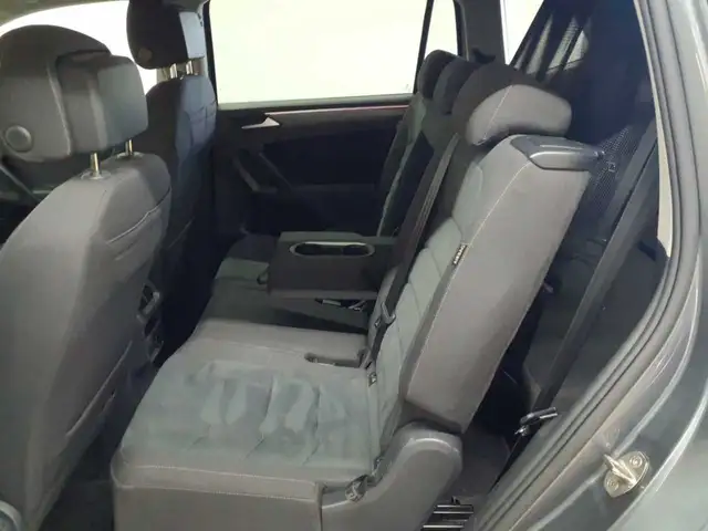 Volkswagen Tiguan view 14