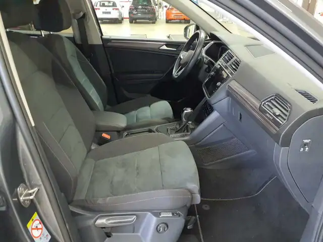 Volkswagen Tiguan view 7