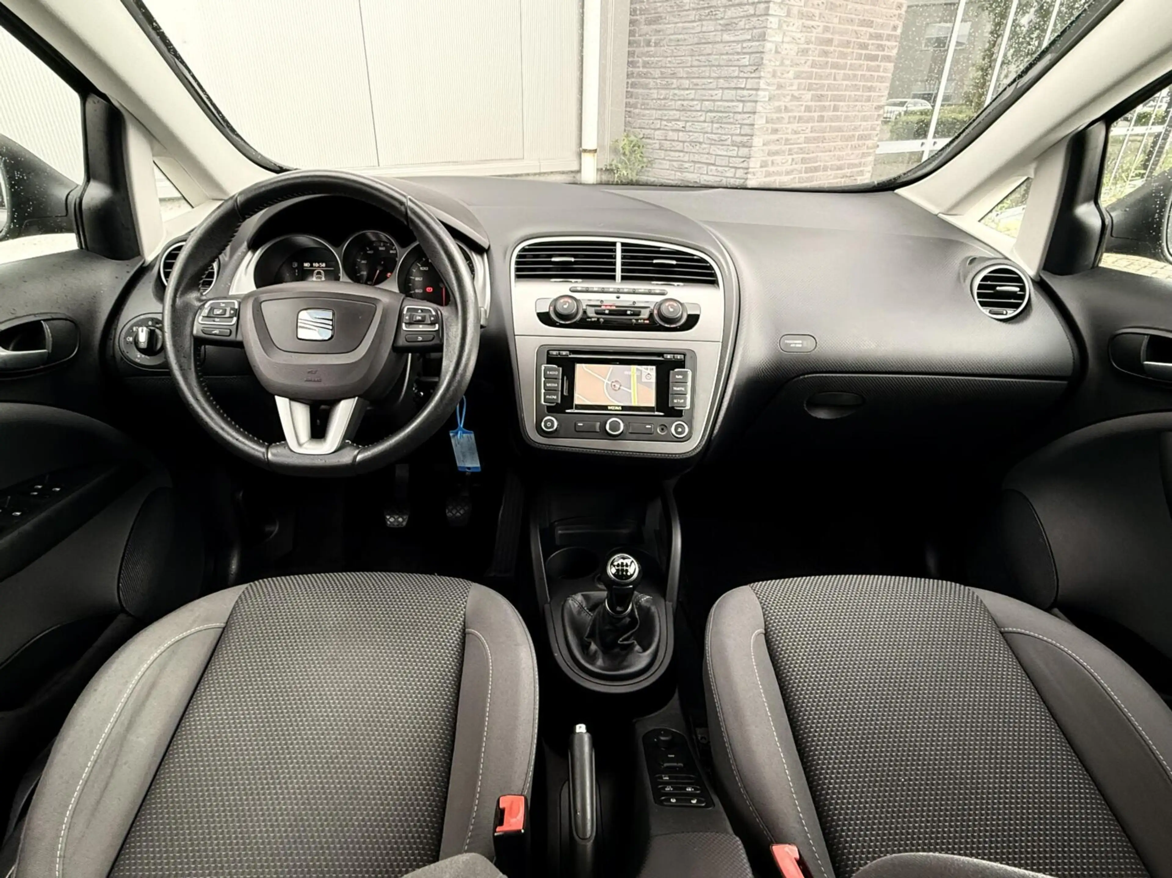 SEAT Altea XL 1.4 TSI / CLIMA / CRUISE / PDC / TV — photo 9