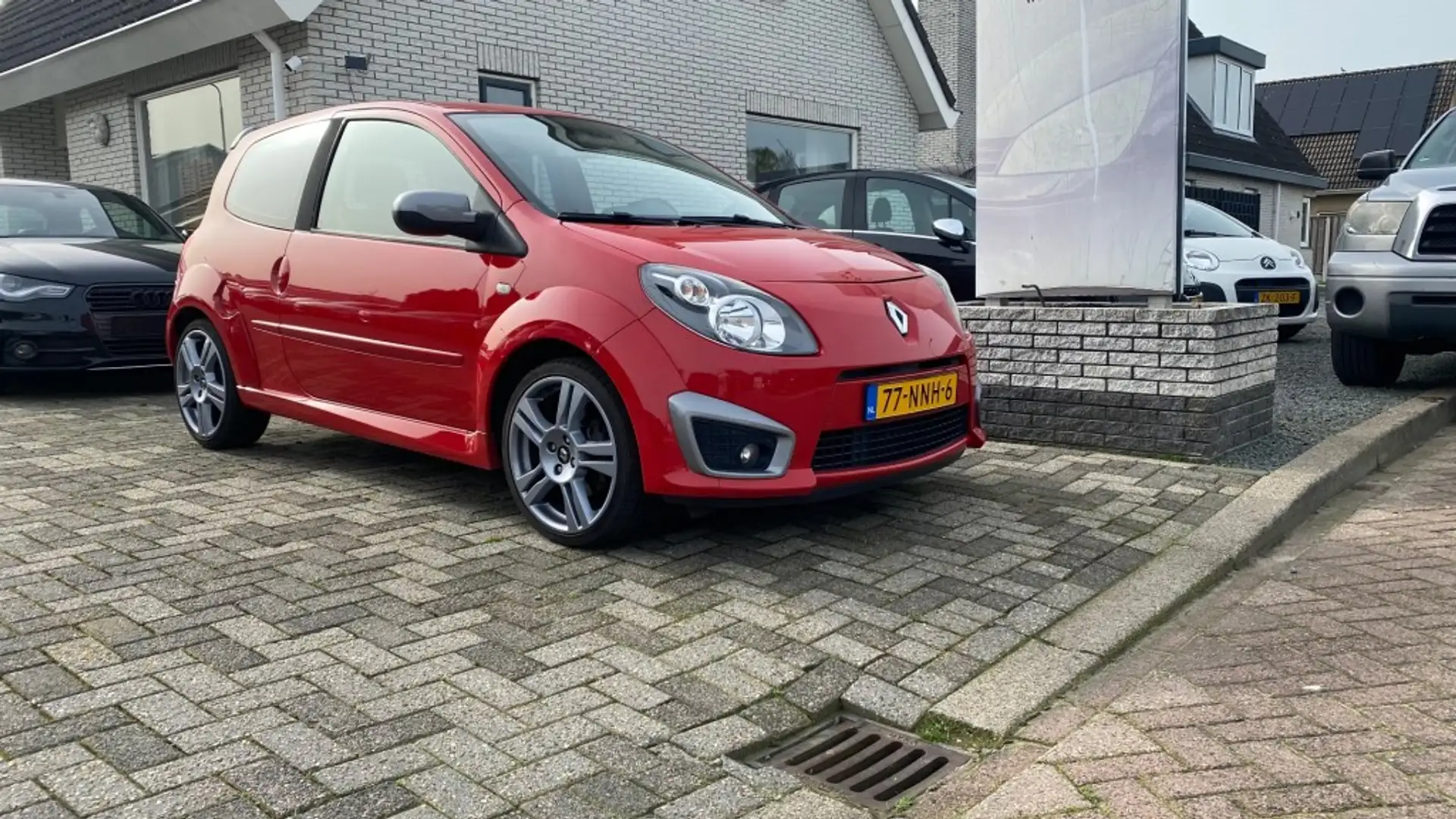 Renault Twingo 1.6 16V RS Rot - 1
