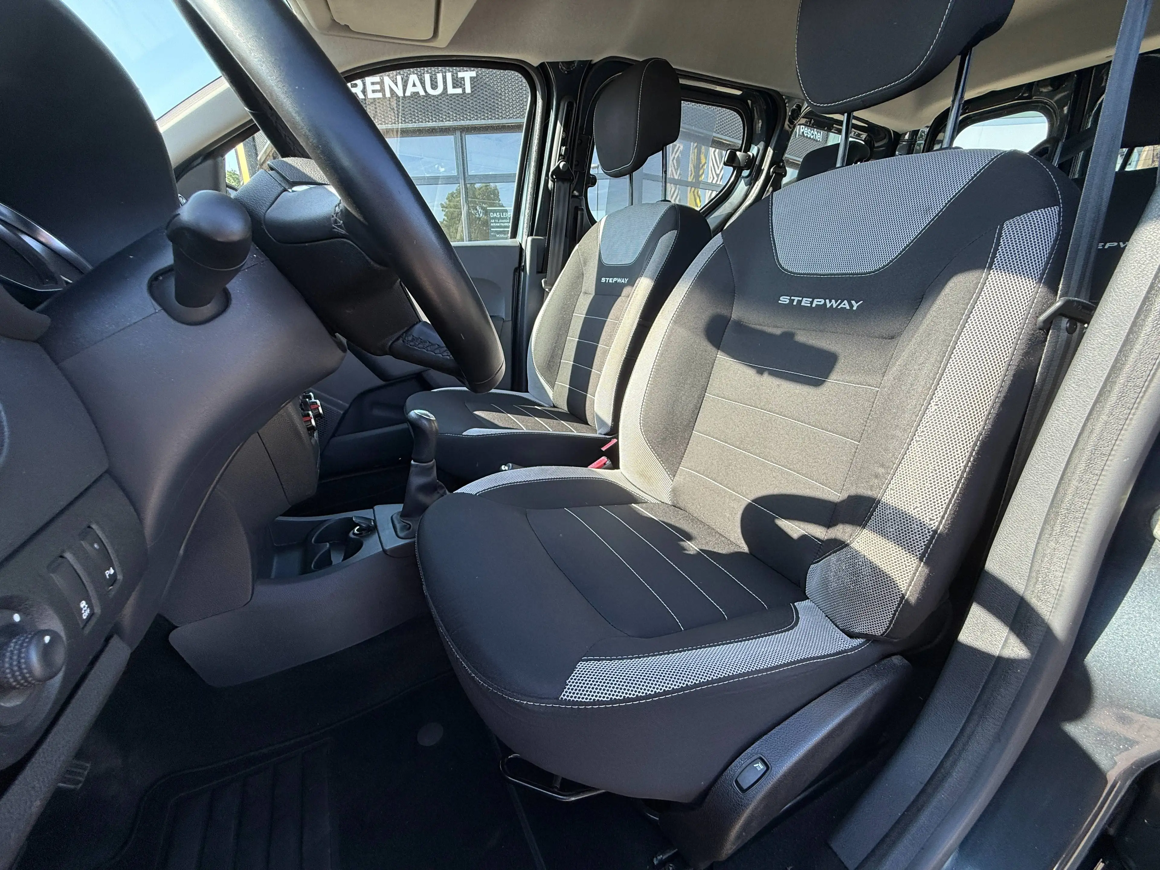 Dacia Dokker Stepway — photo 10