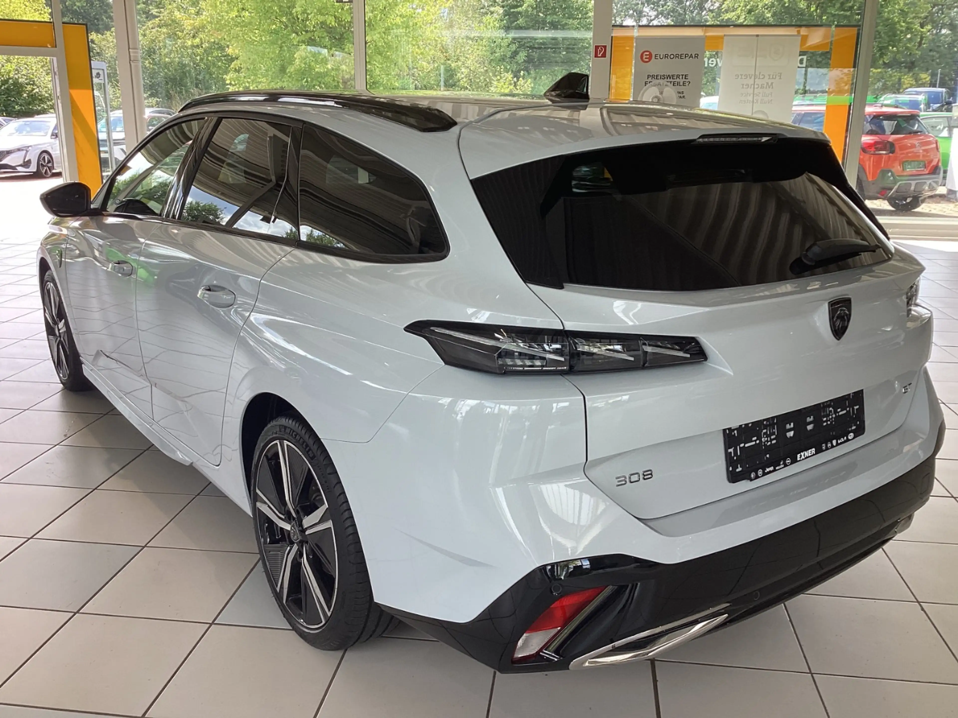 Peugeot 308 SW 1,2 PureTech 130 SW GT LED+Navi+2xKlima+ — photo 9