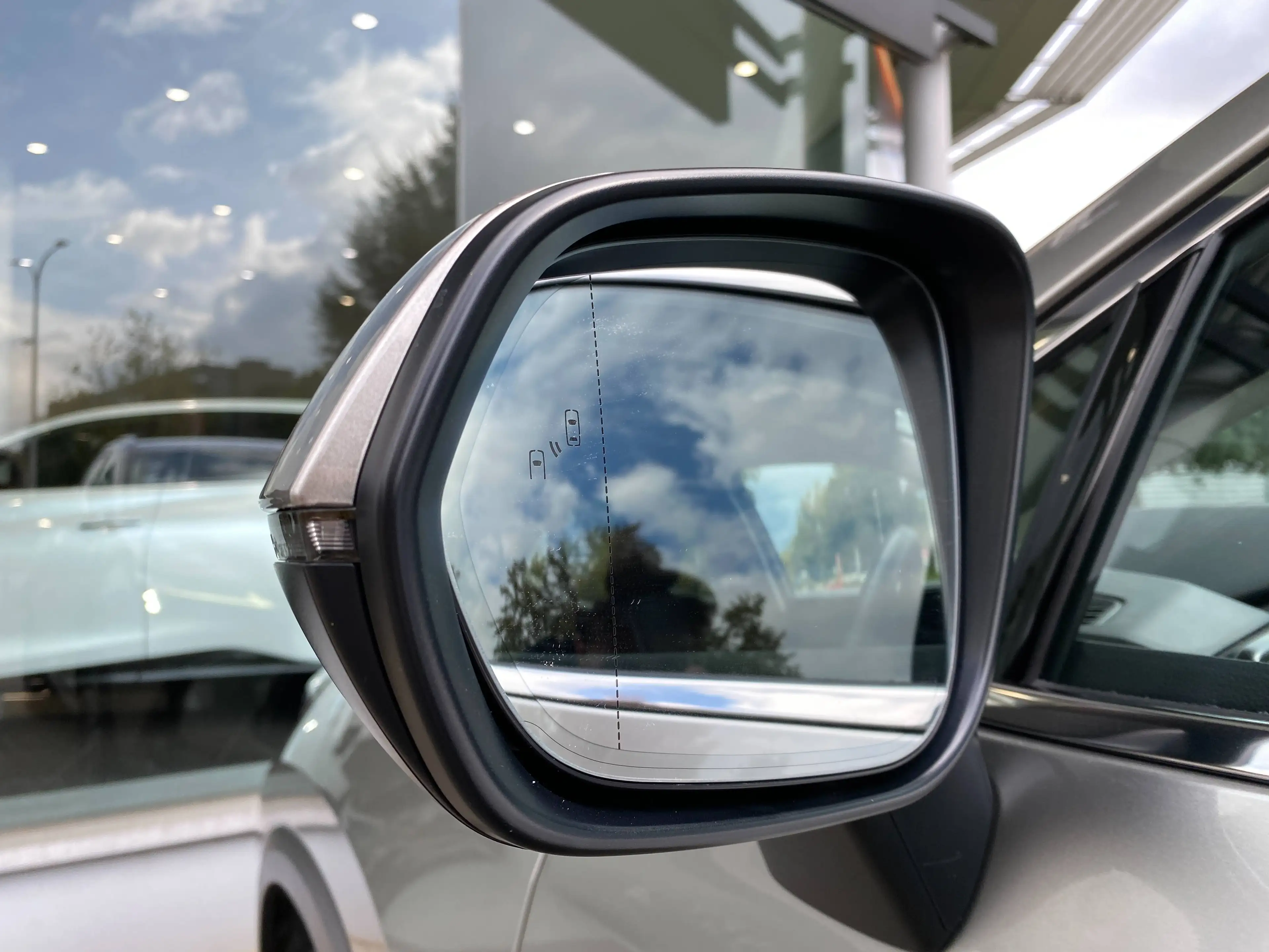 Lexus NX 350h NX 350h 2.5i AWD Executive Line E-CVT — photo 8