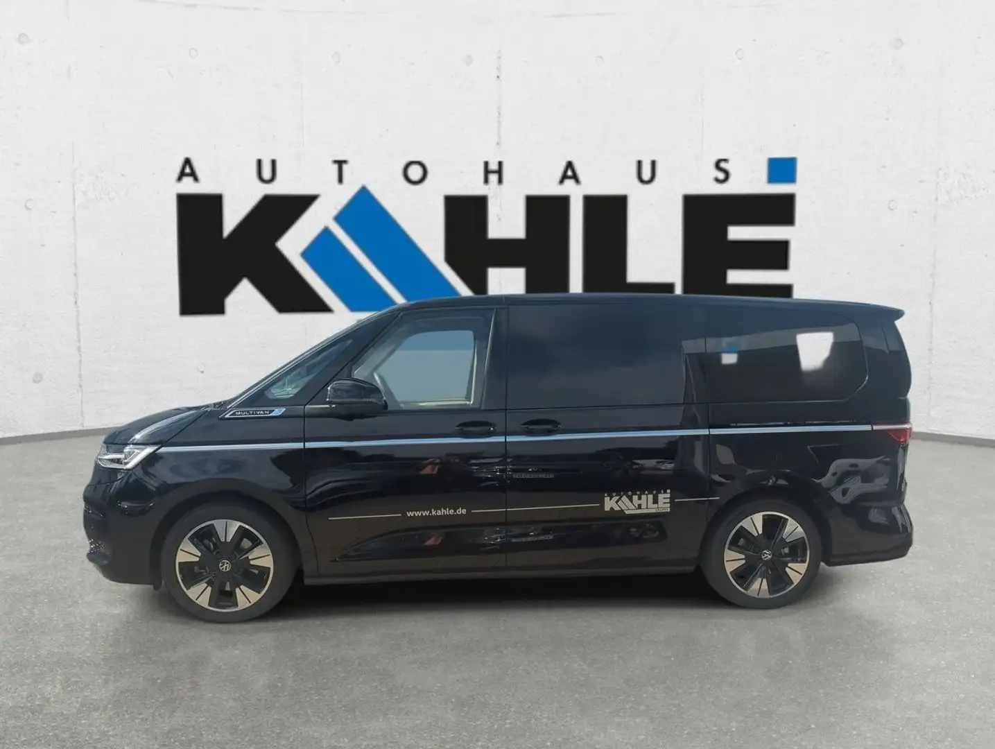 Volkswagen T7 Multivan Style Black CarPlay Matrix Pano ACC Schwarz - 1