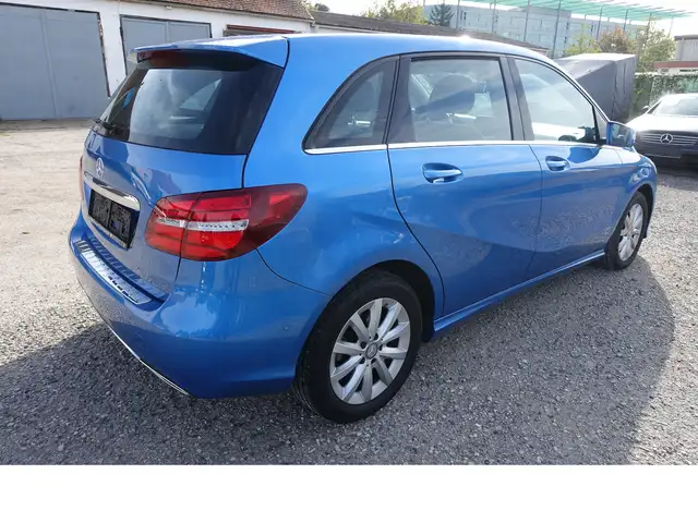 Mercedes-Benz B Class view 6