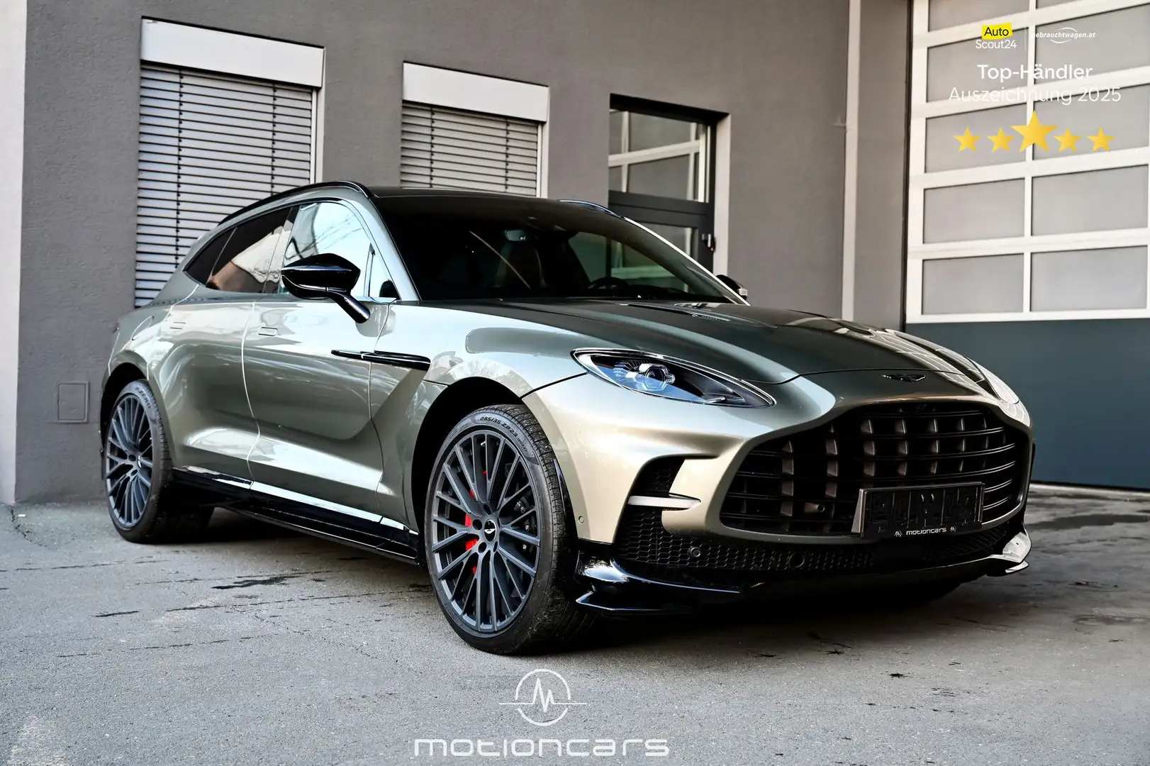 Aston Martin DBX 707 EXP € 117.483,- Grün - 1