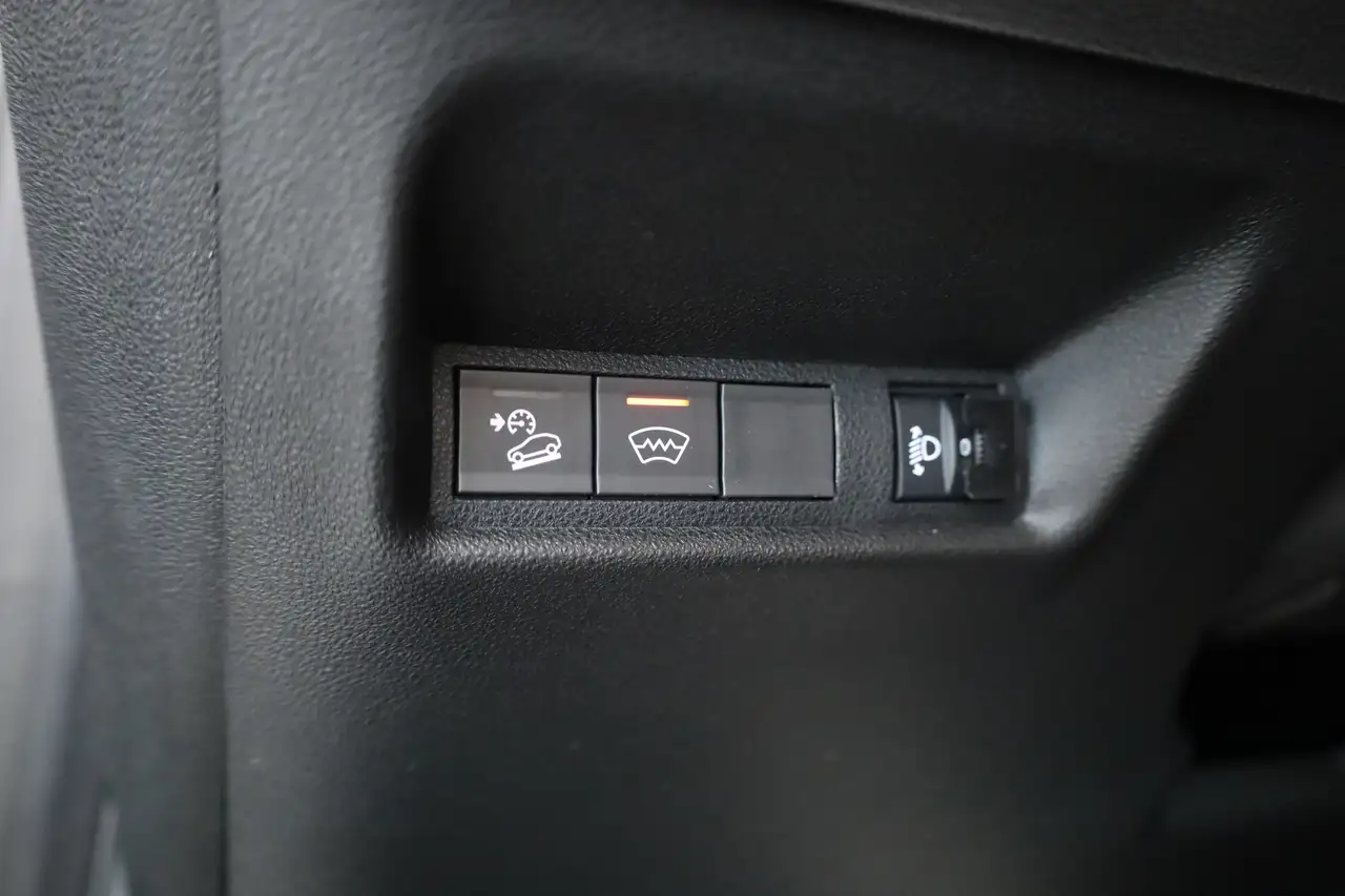 Jeep Avenger 1.2 e-Hybrid Black Edition Rijklaar! Pano JB, миниатюра 9