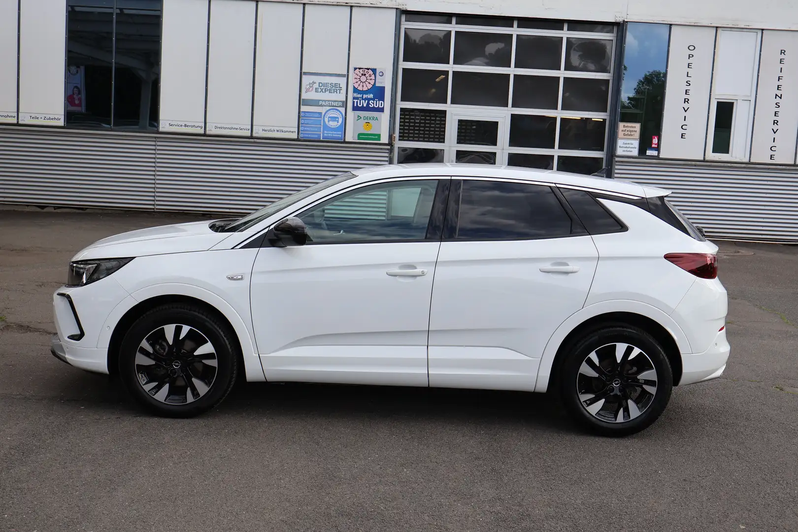 Opel Grandland 1.5 Diesel AT8 Elegance+AHK+ACC+ Blanc - 2