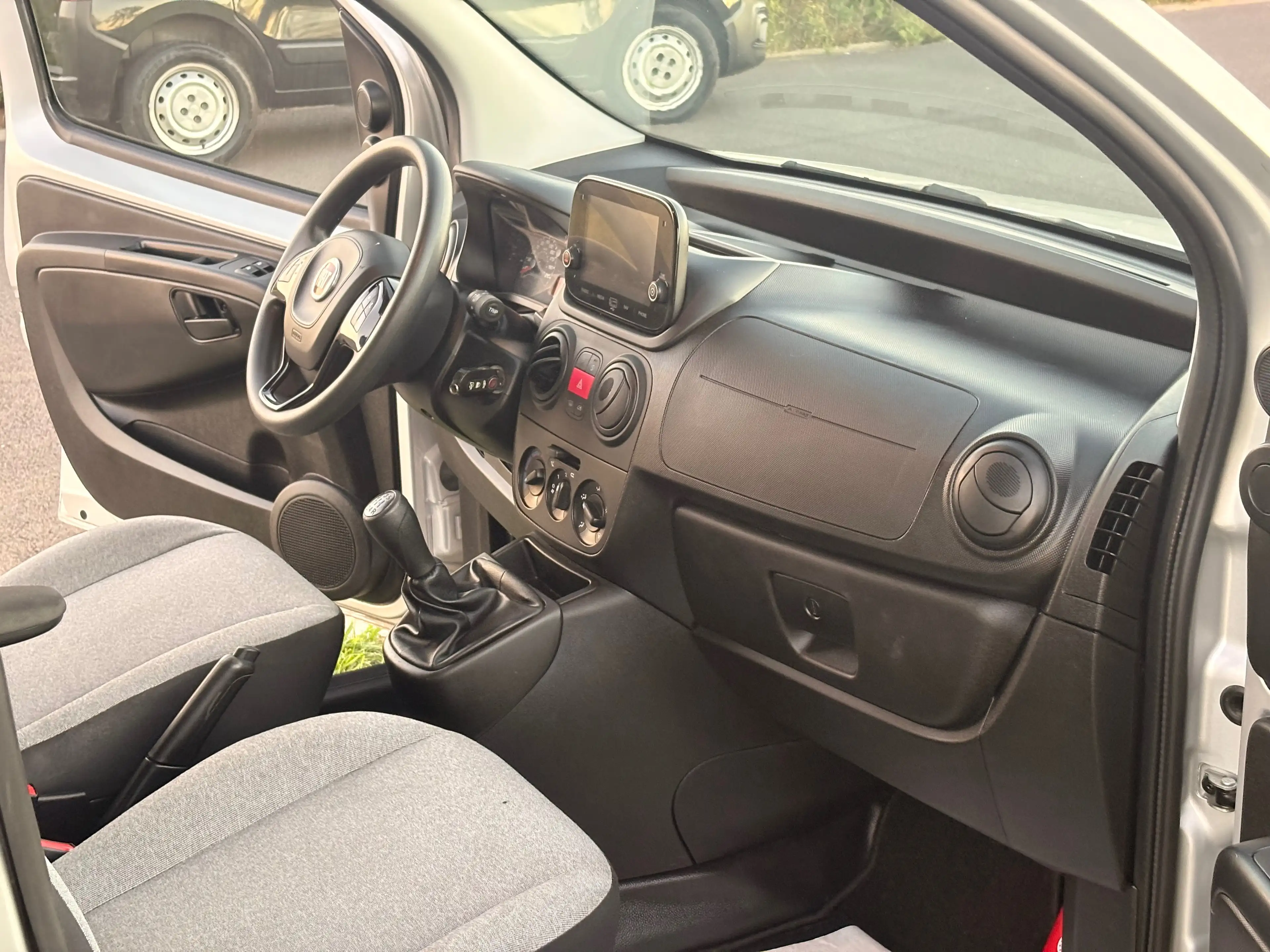 Fiat Fiorino 1.3 Multijet Euro 6d - 68.000 km - Navi - Airco - Propre — photo 11