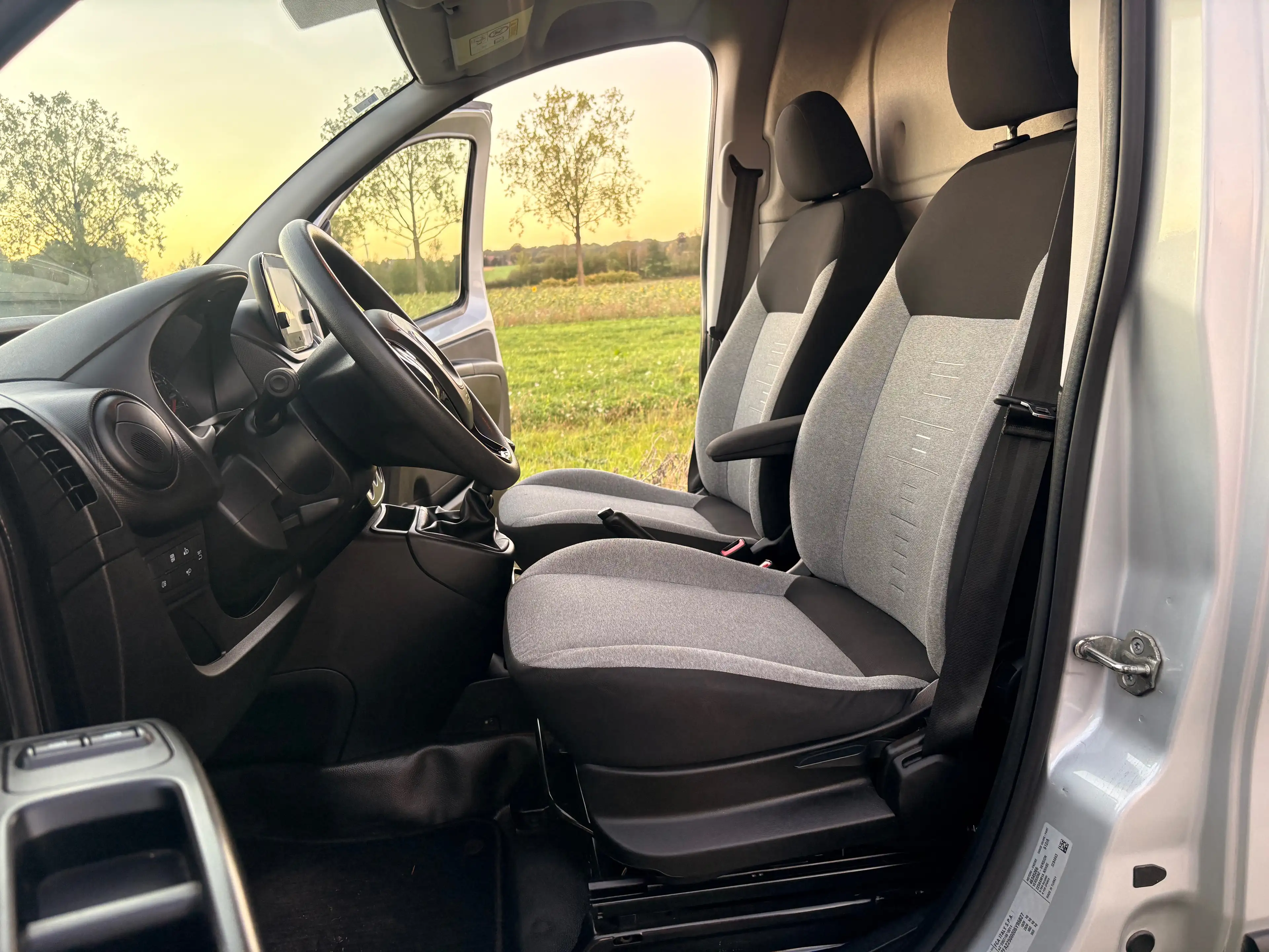 Fiat Fiorino 1.3 Multijet Euro 6d - 68.000 km - Navi - Airco - Propre — photo 13