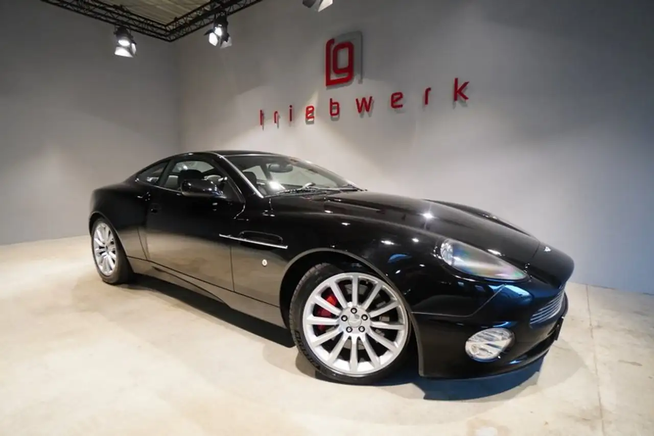 Aston Martin Vanquish