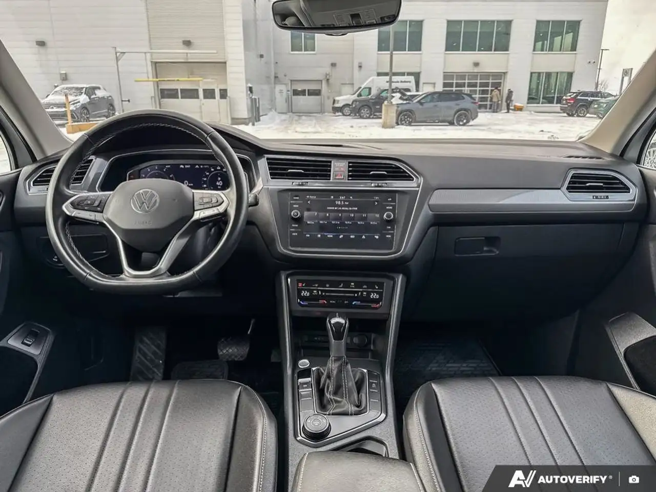 Volkswagen Tiguan снимка Volkswagen Tiguan