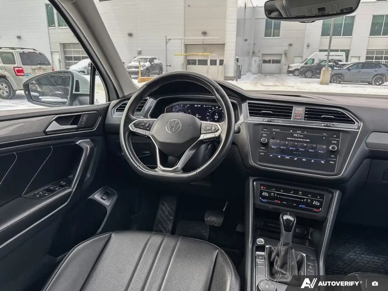 Volkswagen Tiguan снимка Volkswagen Tiguan