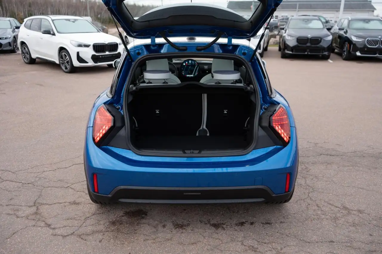 MINI 3 Door снимка MINI 3 Door