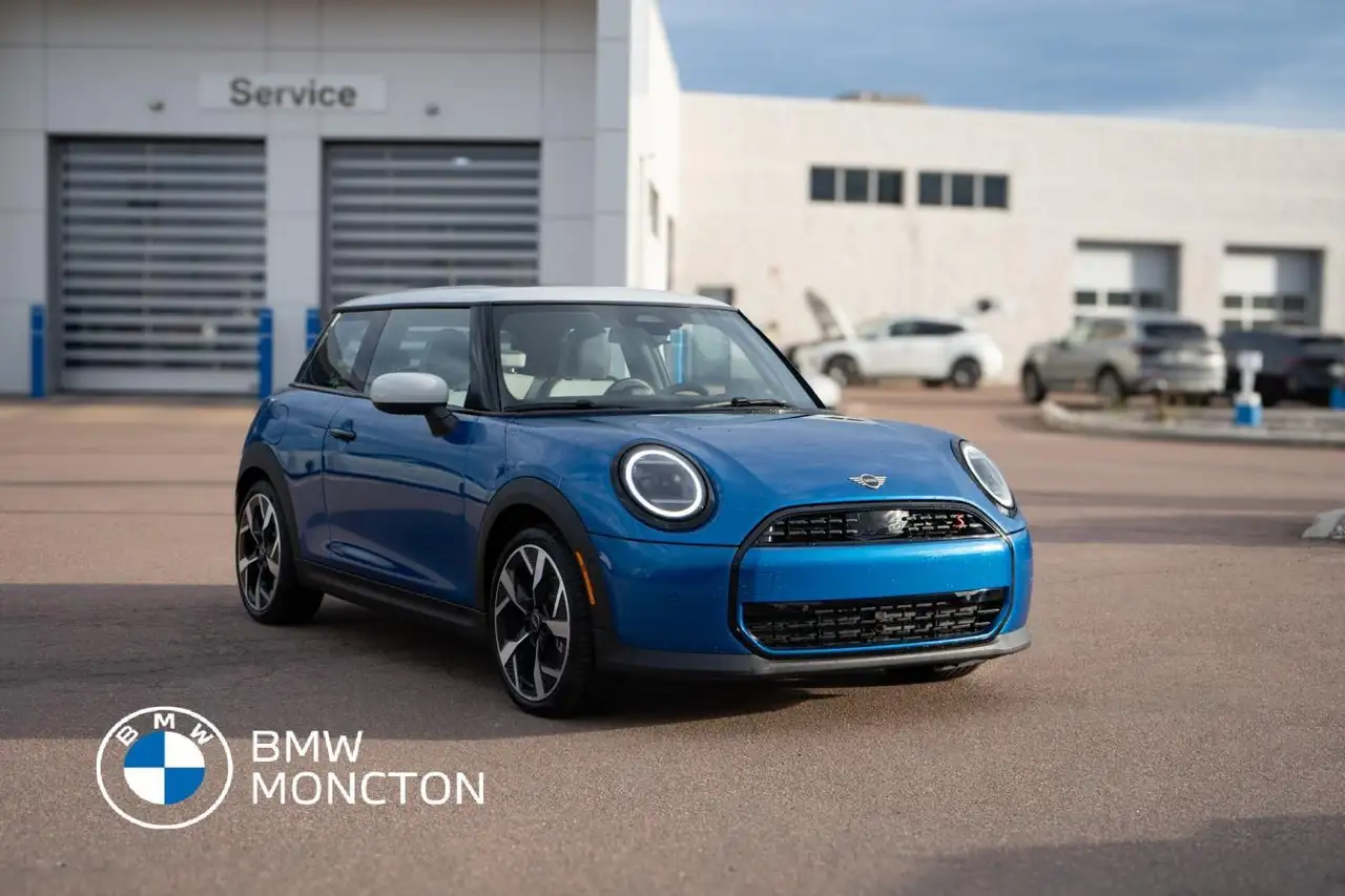 2025 MINI 3 Door