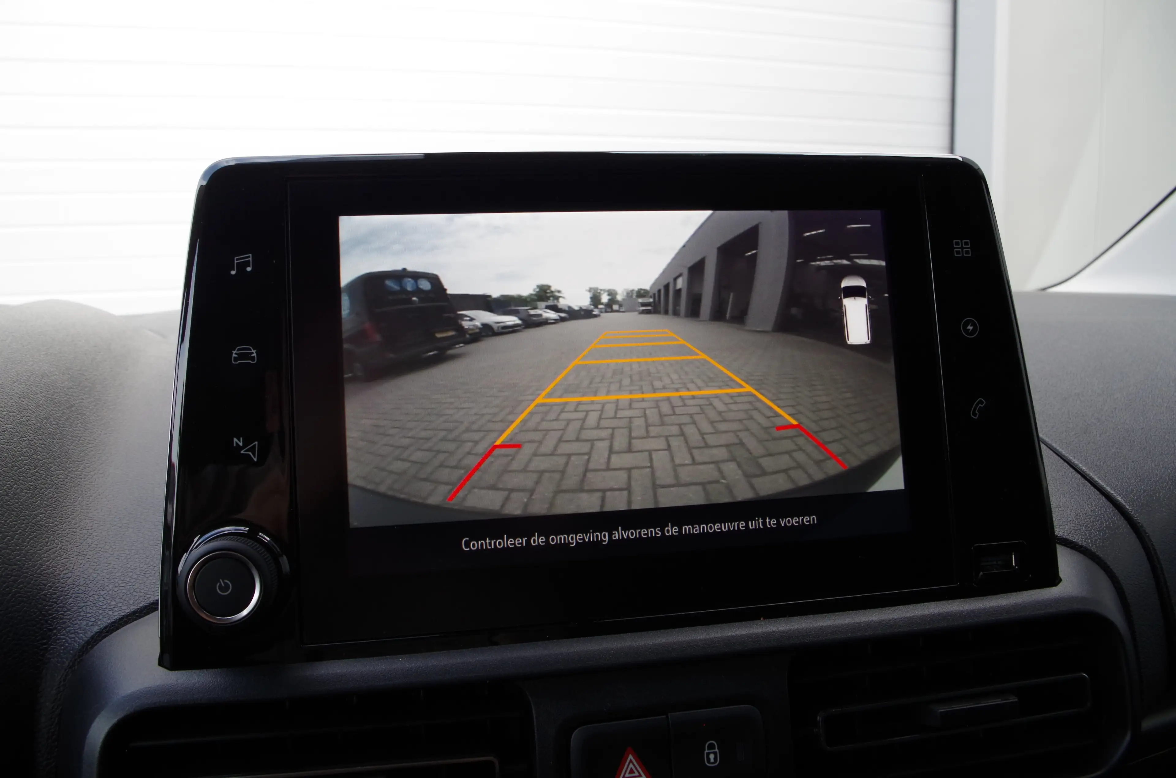 Opel Combo-e Electric 136pk L1 50kWh  Nieuw/Camera/Apple Carpl — photo 11