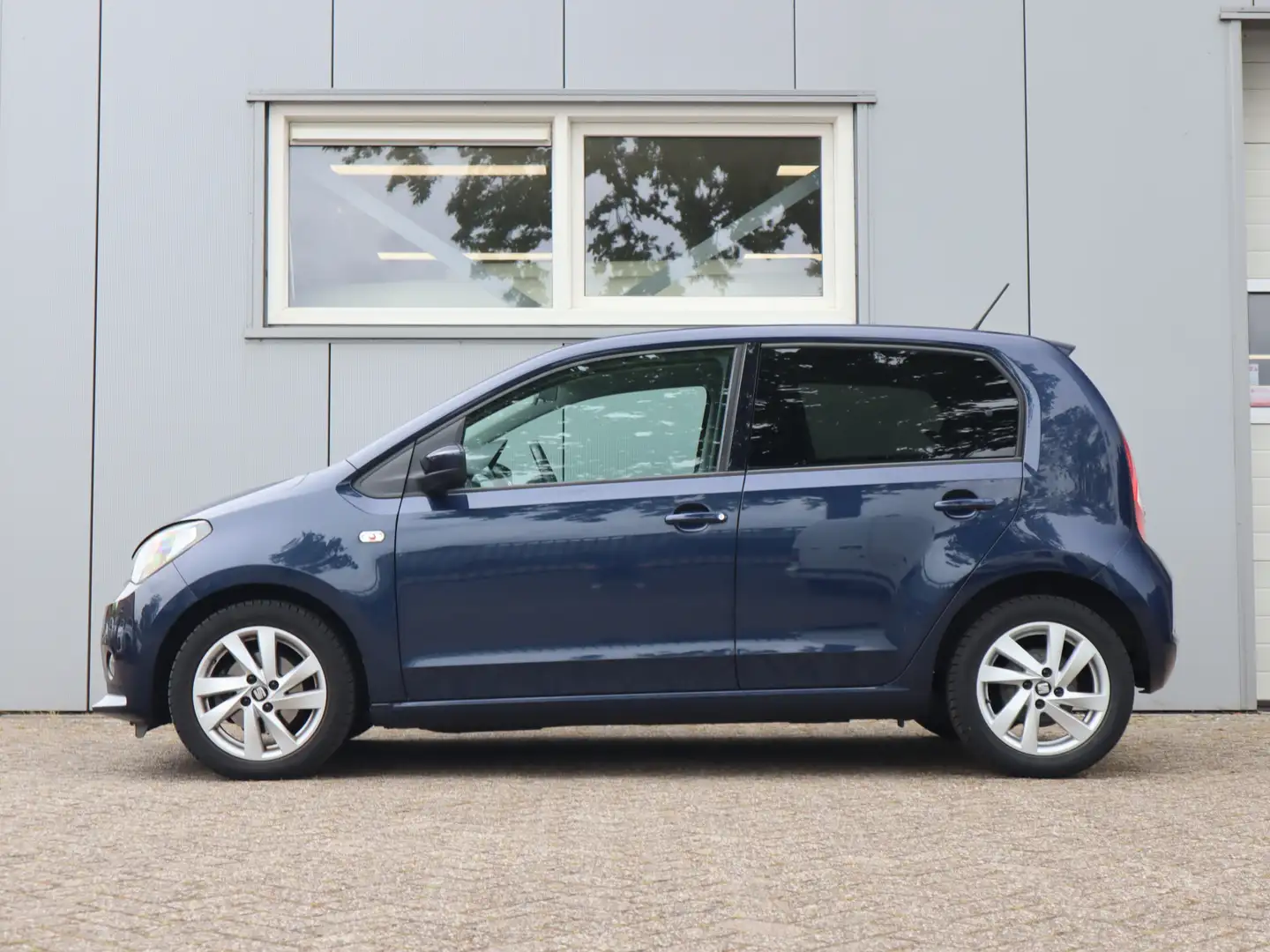 SEAT Mii 1.0 Sport Dynamic / Stoelverwarming Blau - 2