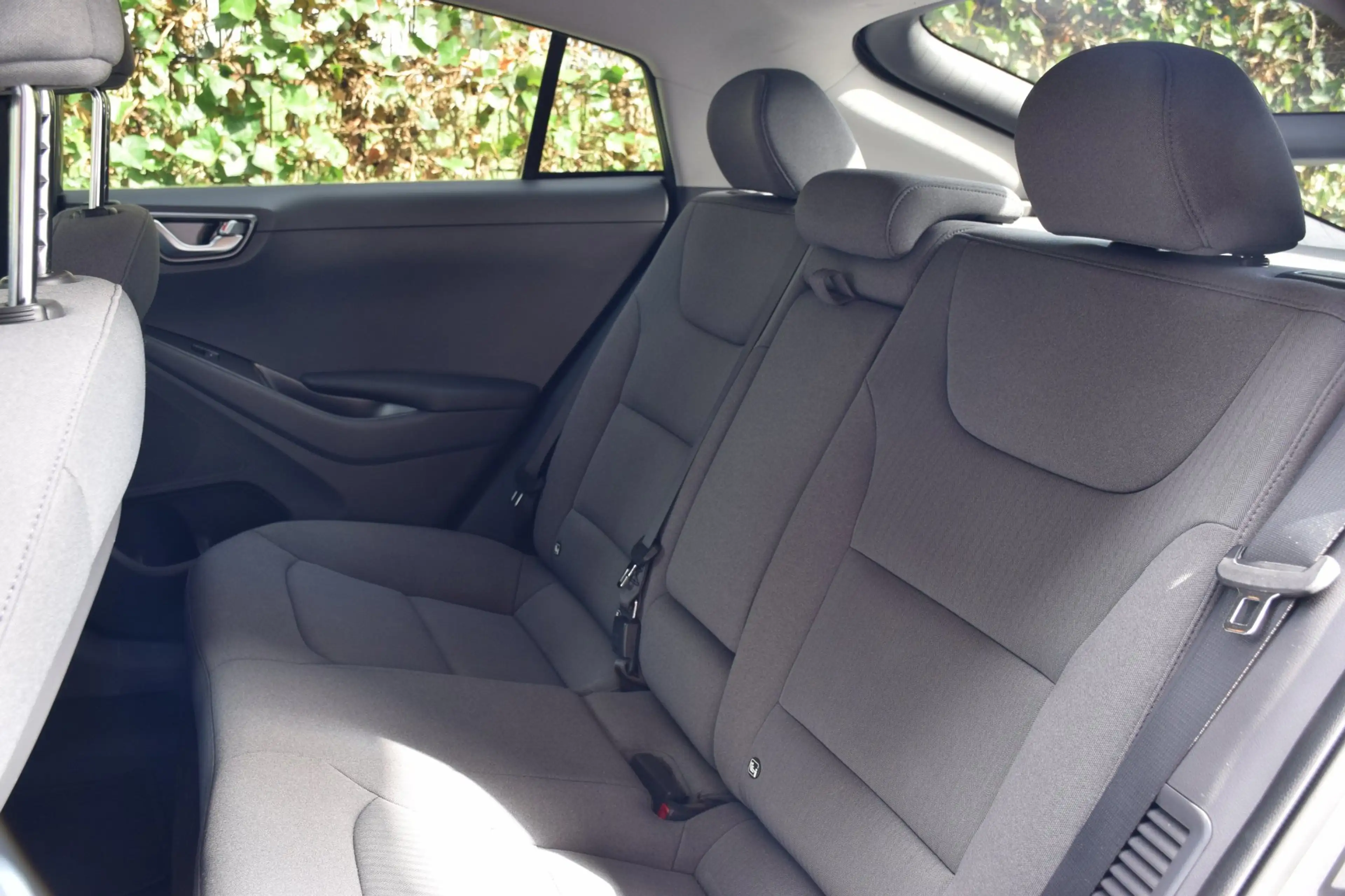Hyundai IONIQ 1.6 GDi PHEV Premium/Garantie/SOH 92% — photo 15