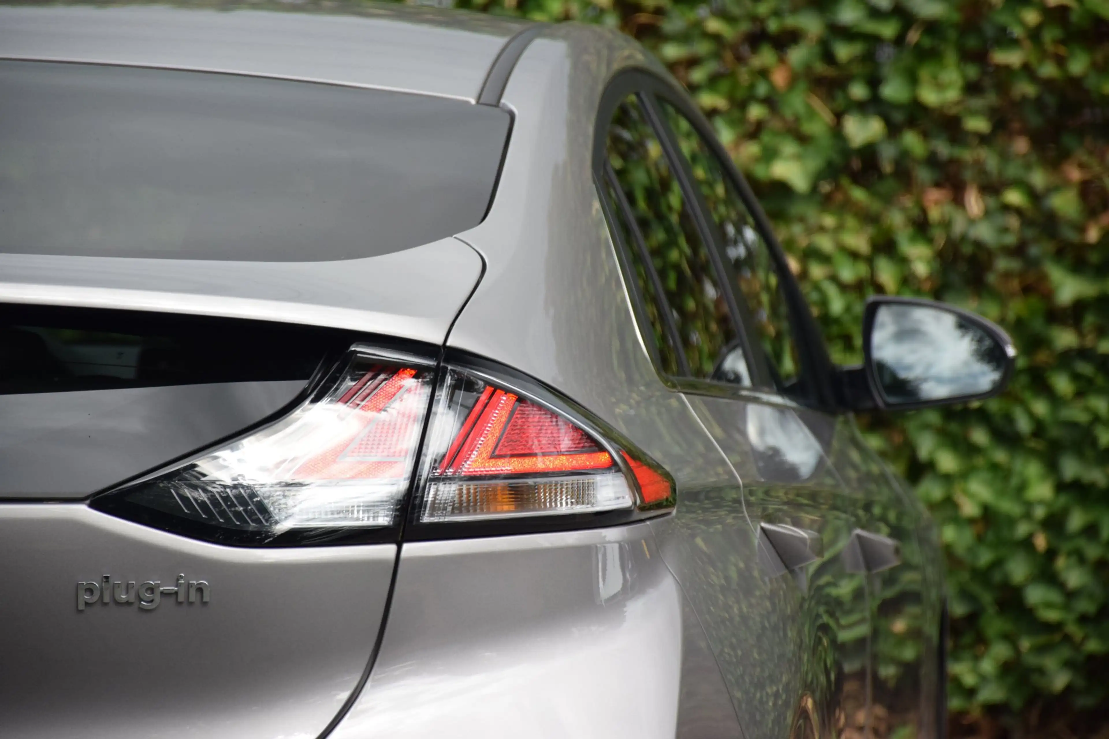 Hyundai IONIQ 1.6 GDi PHEV Premium/Garantie/SOH 92% — photo 33