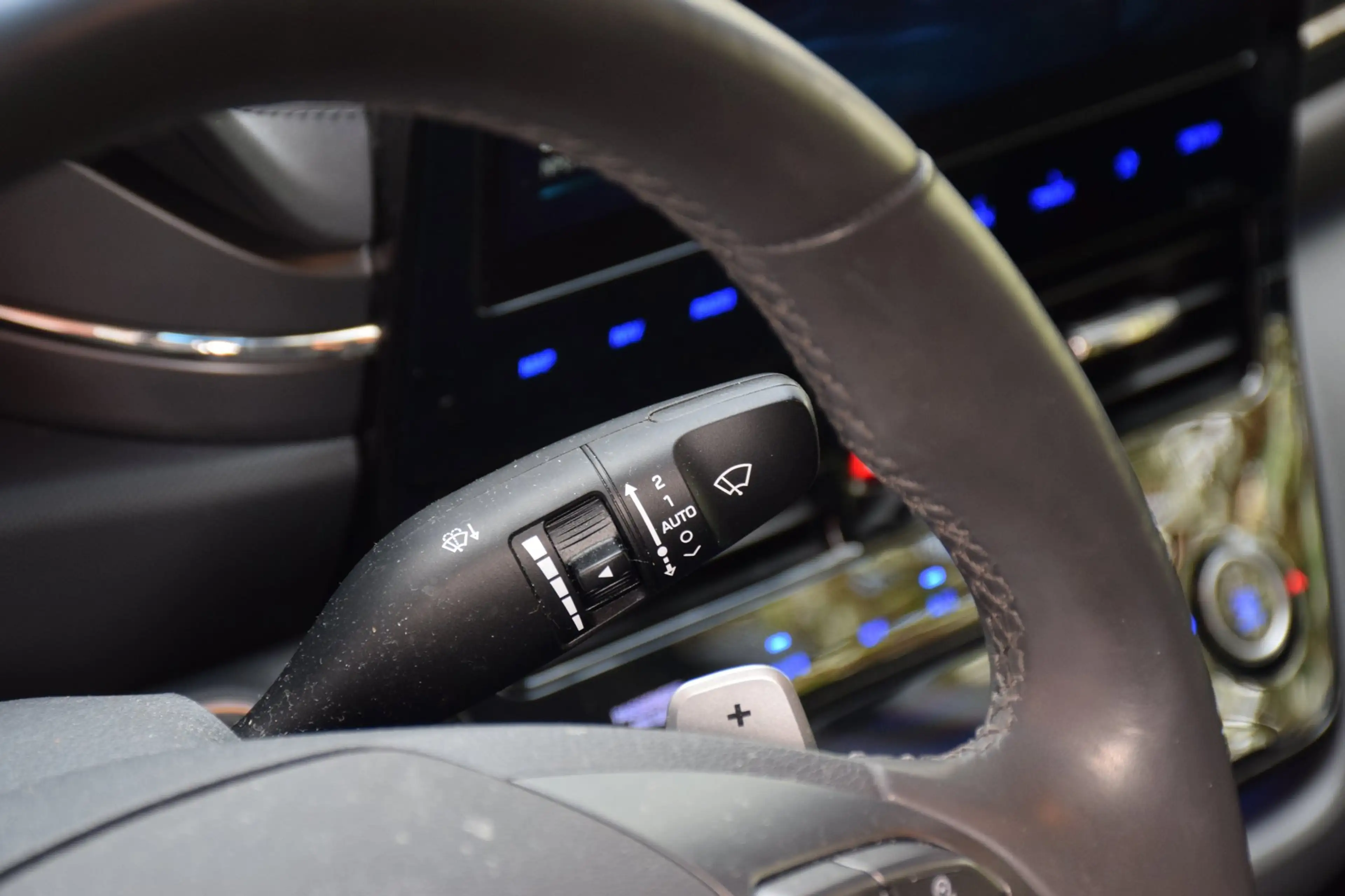 Hyundai IONIQ 1.6 GDi PHEV Premium/Garantie/SOH 92% — photo 12