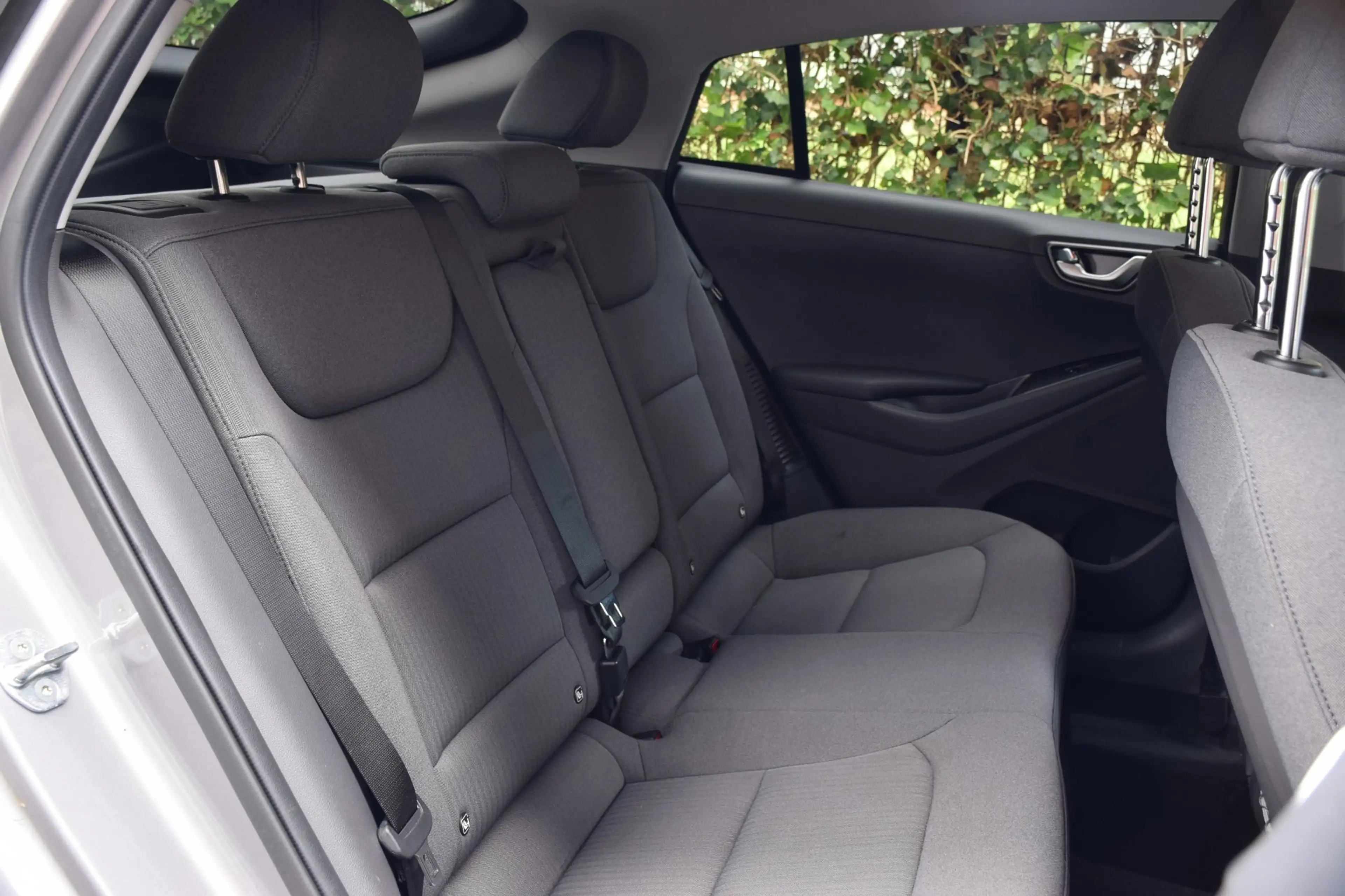 Hyundai IONIQ 1.6 GDi PHEV Premium/Garantie/SOH 92% — photo 21