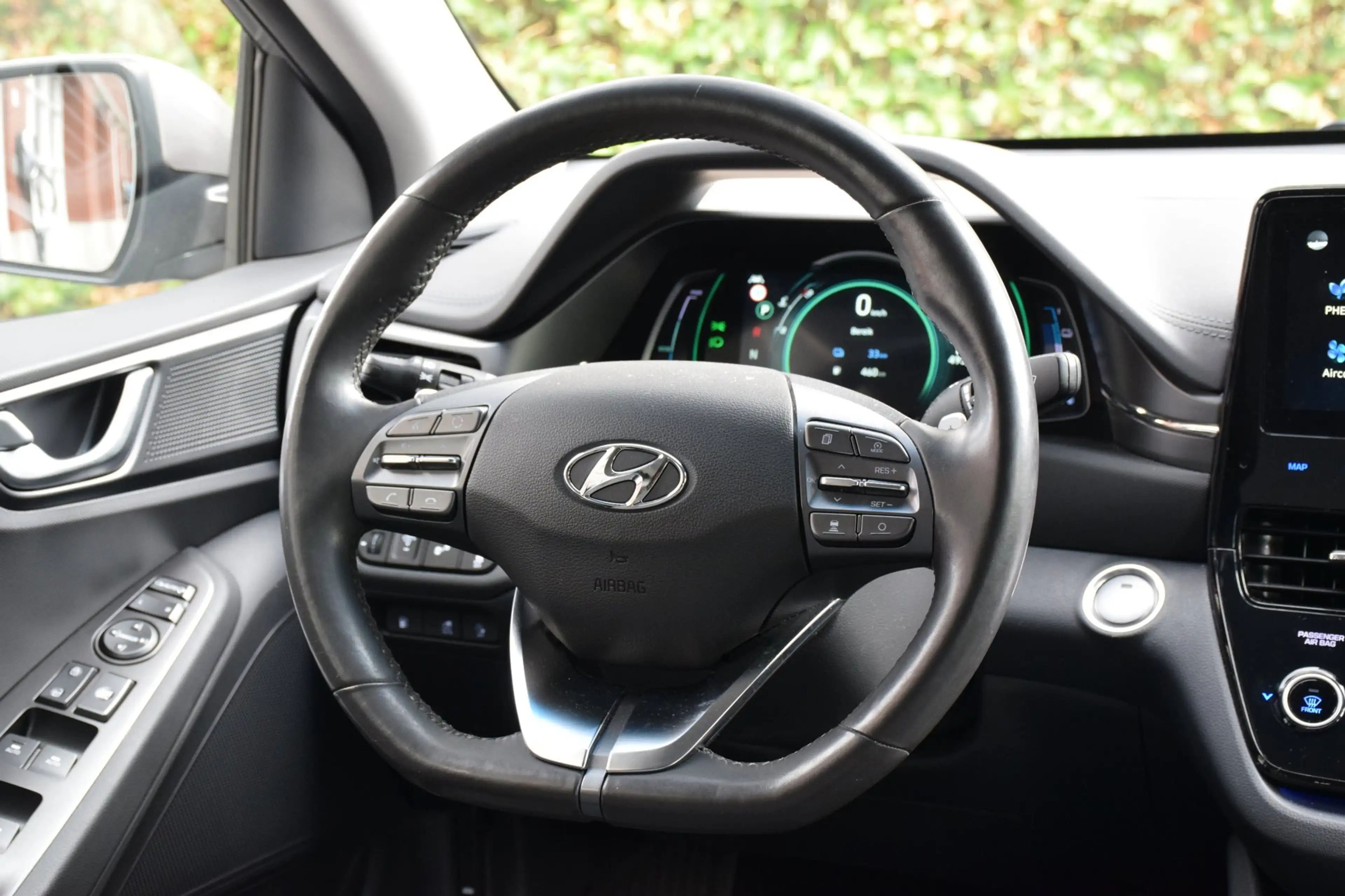 Hyundai IONIQ 1.6 GDi PHEV Premium/Garantie/SOH 92% — photo 29