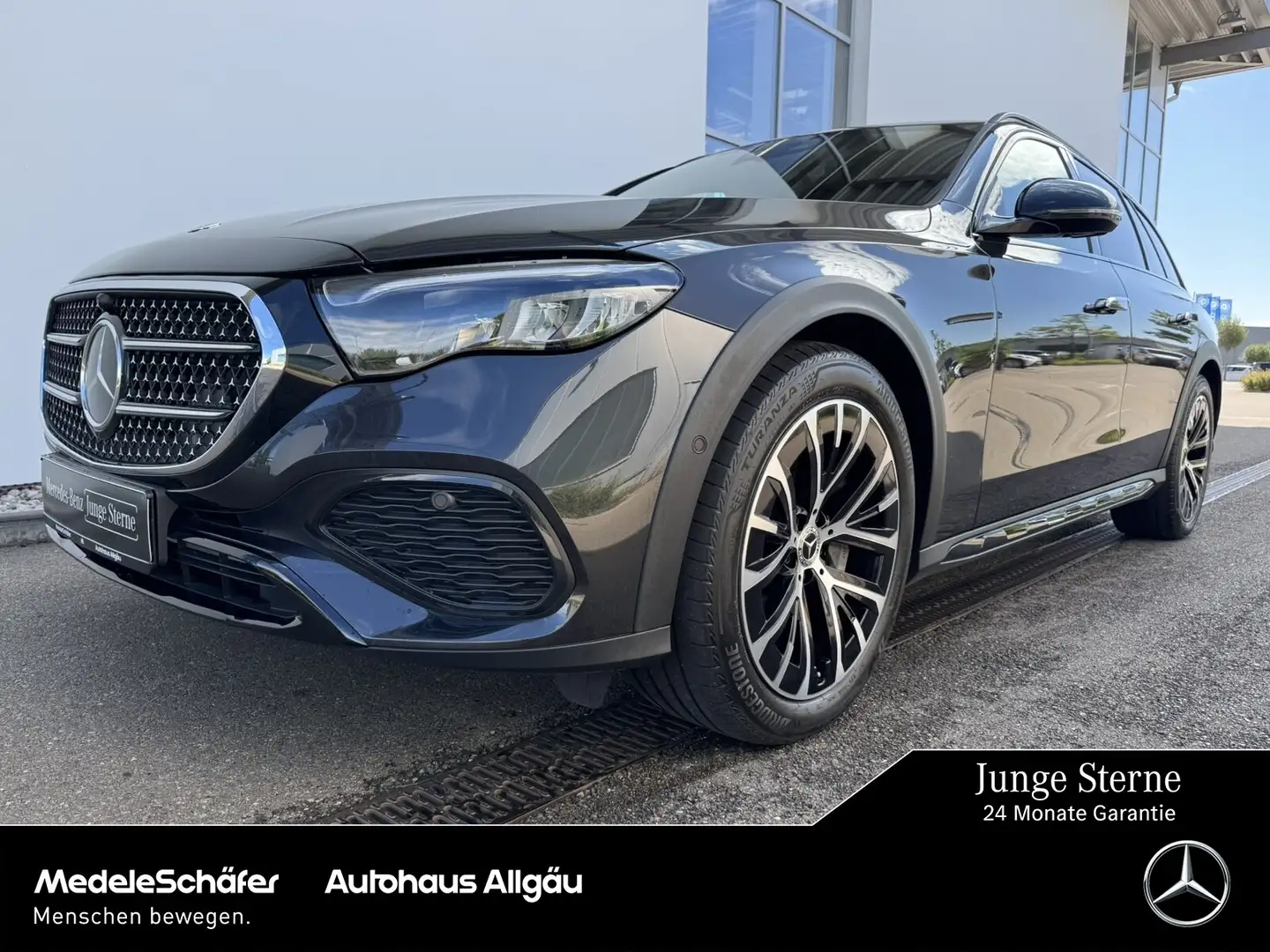 Mercedes-Benz E 220 E 220 T d 4M All-Terrain Night 19" AHK Distronic Grau - 1