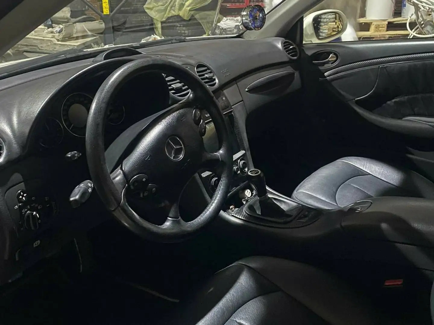 Mercedes-Benz CLK 200 Cabrio Kompressor Elegance Fehér - 2