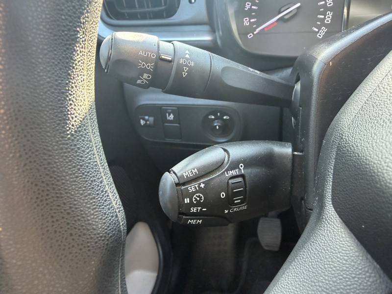 Citroen C3 Feel Puretech*Tempomat*Sitzheizung*LED*HU NEU — photo 13